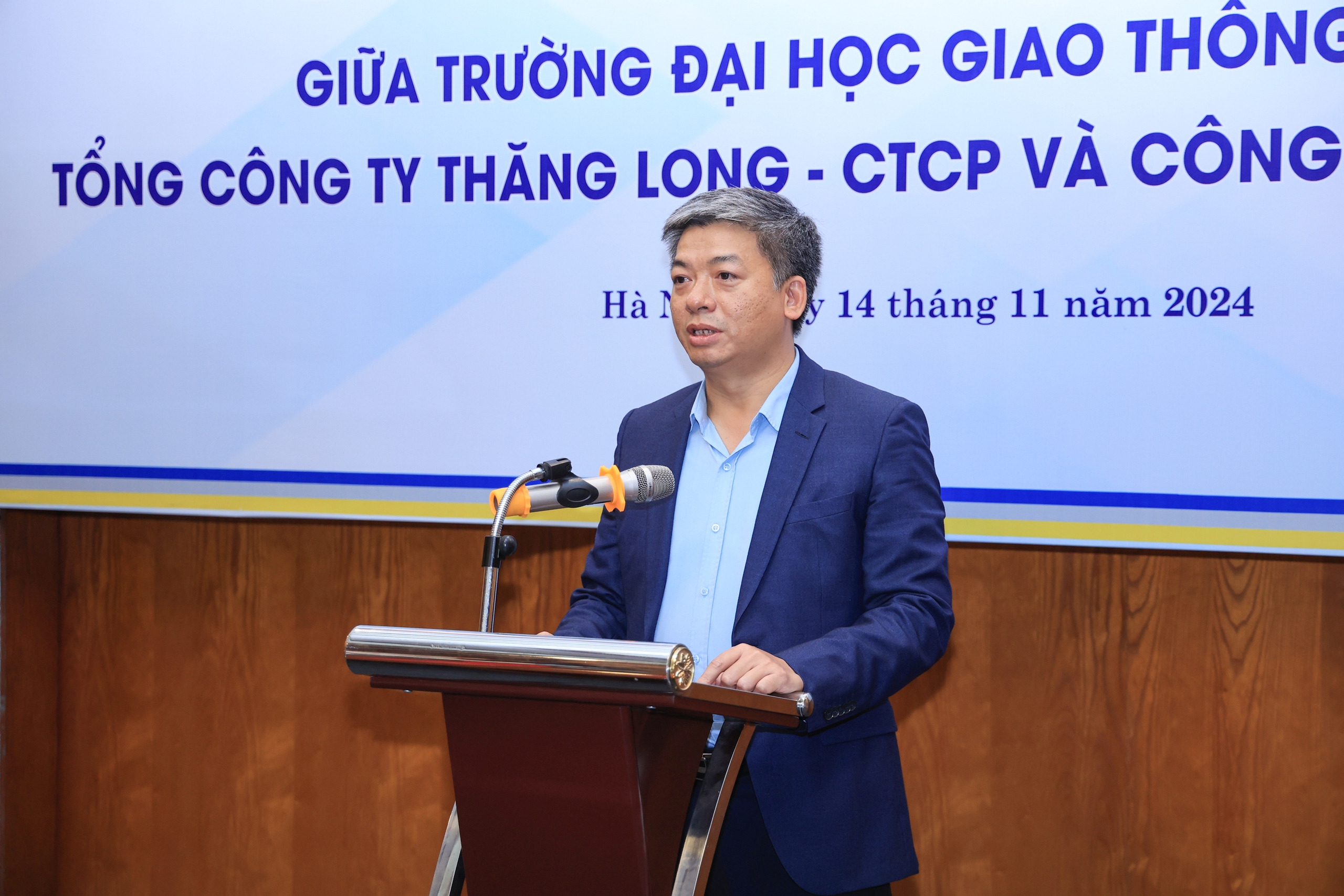 Ba đơn vị lĩnh vực GTVT ký thỏa thuận hợp tác đào tạo nhân lực, nghiên cứu khoa học- Ảnh 2. Ba đơn vị lĩnh vực GTVT ký thỏa thuận hợp tác đào tạo nhân lực, nghiên cứu khoa học- Ảnh 2.