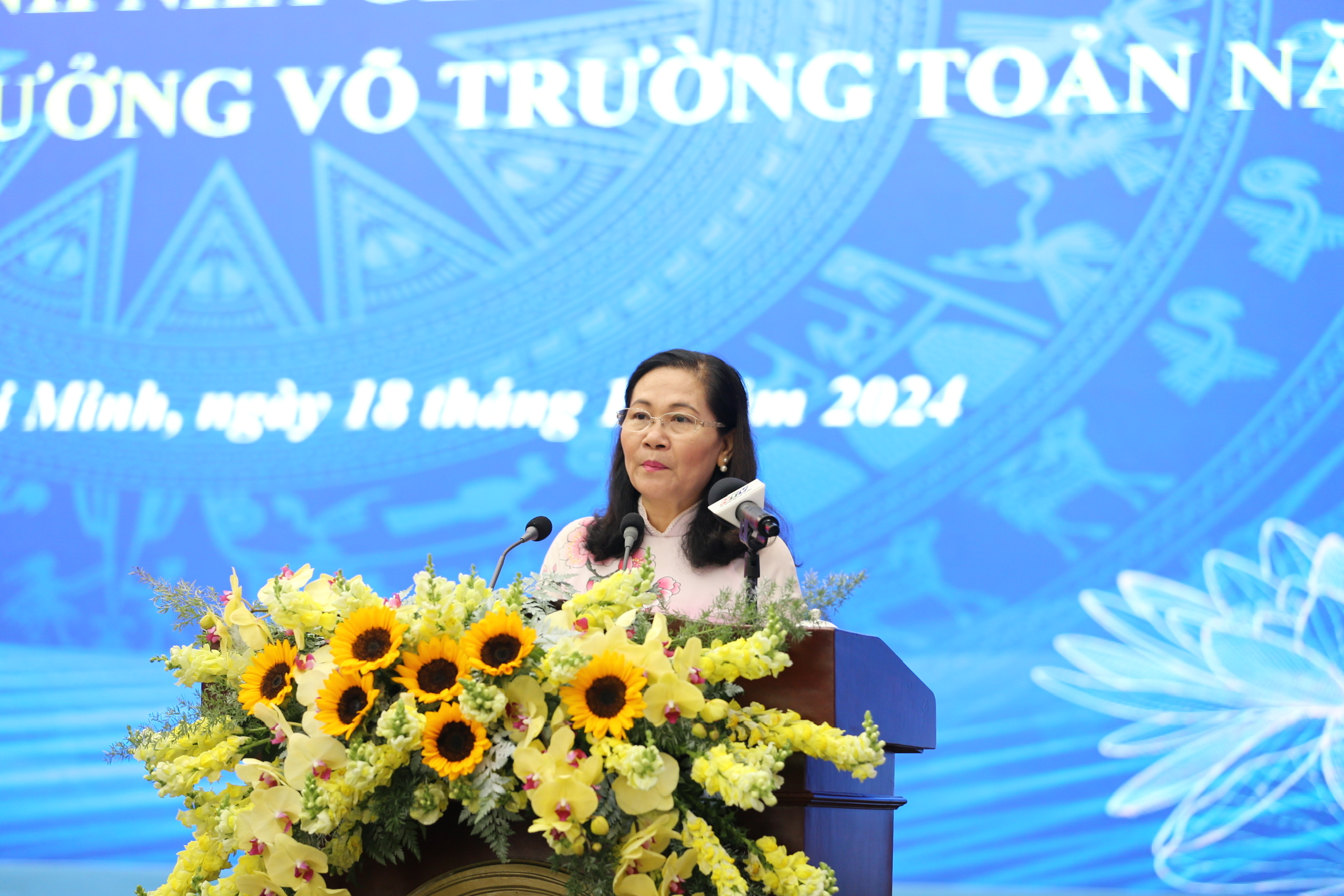 TP HCM: Vinh danh 14 nhà giáo ưu tú và trao tặng Giải thưởng Võ Trường Toản năm 2024- Ảnh 5. TP HCM: Vinh danh 14 nhà giáo ưu tú và trao tặng Giải thưởng Võ Trường Toản năm 2024- Ảnh 5.