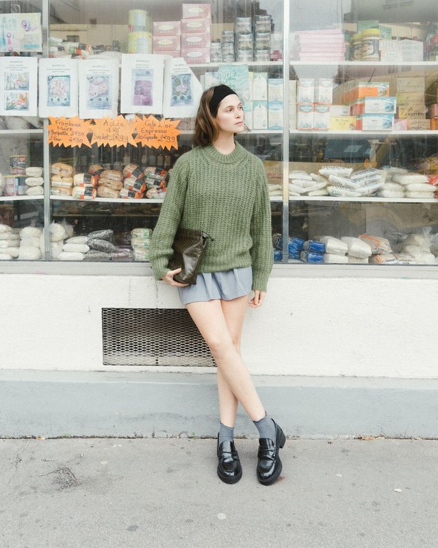 Áo len, cardigan vừa ấm vừa thanh lịch, chuẩn xu hướng mùa đông- Ảnh 4. Áo len, cardigan vừa ấm vừa thanh lịch, chuẩn xu hướng mùa đông- Ảnh 4.