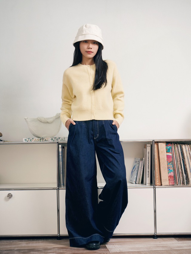 Áo len, cardigan vừa ấm vừa thanh lịch, chuẩn xu hướng mùa đông- Ảnh 10. Áo len, cardigan vừa ấm vừa thanh lịch, chuẩn xu hướng mùa đông- Ảnh 10.