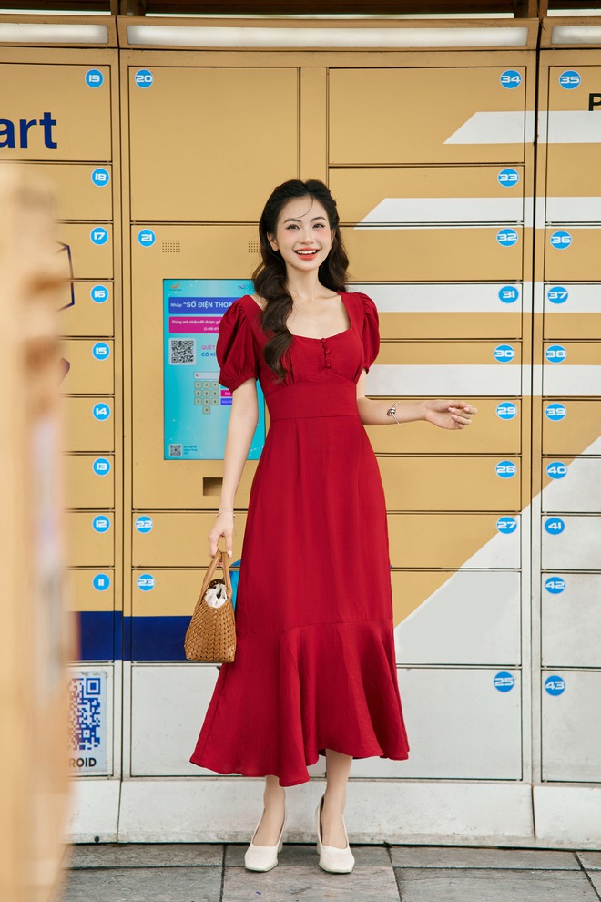 5 chiếc đầm midi giúp nàng mặc đẹp cả tuần- Ảnh 10. 5 chiếc đầm midi giúp nàng mặc đẹp cả tuần- Ảnh 10.