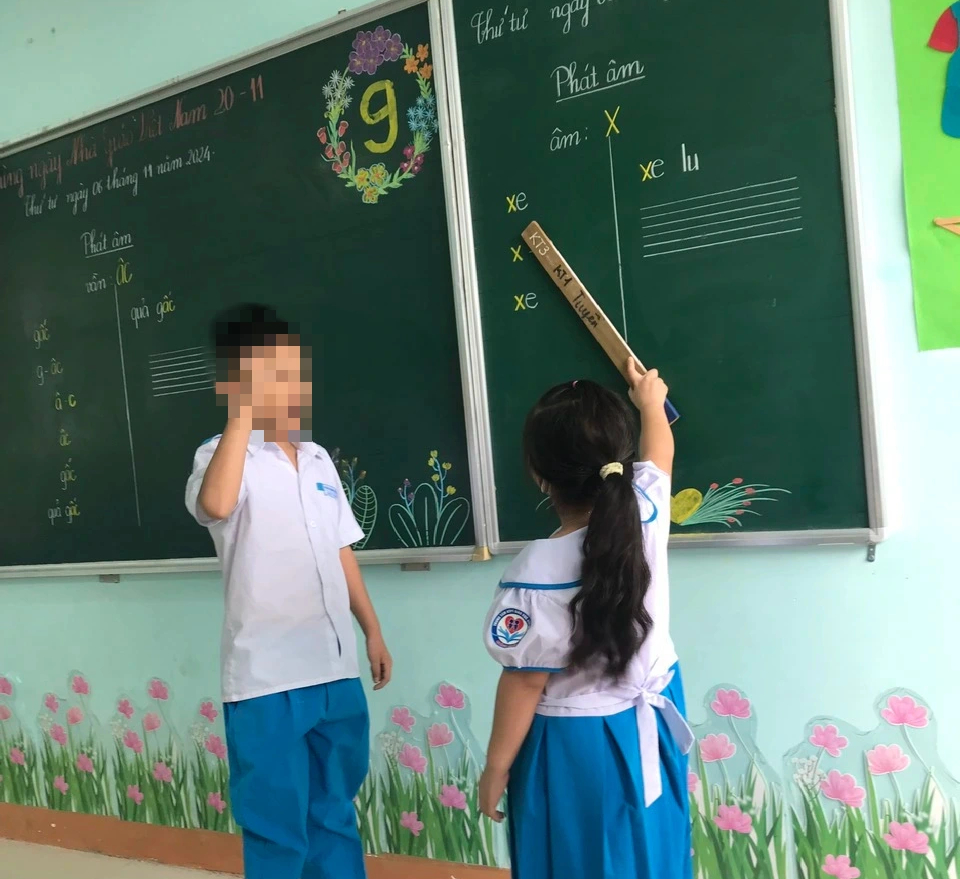 Có một nơi đòi hỏi sự kiên trì, tình yêu thương bền bỉ của giáo viên- Ảnh 2. Có một nơi đòi hỏi sự kiên trì, tình yêu thương bền bỉ của giáo viên- Ảnh 2.