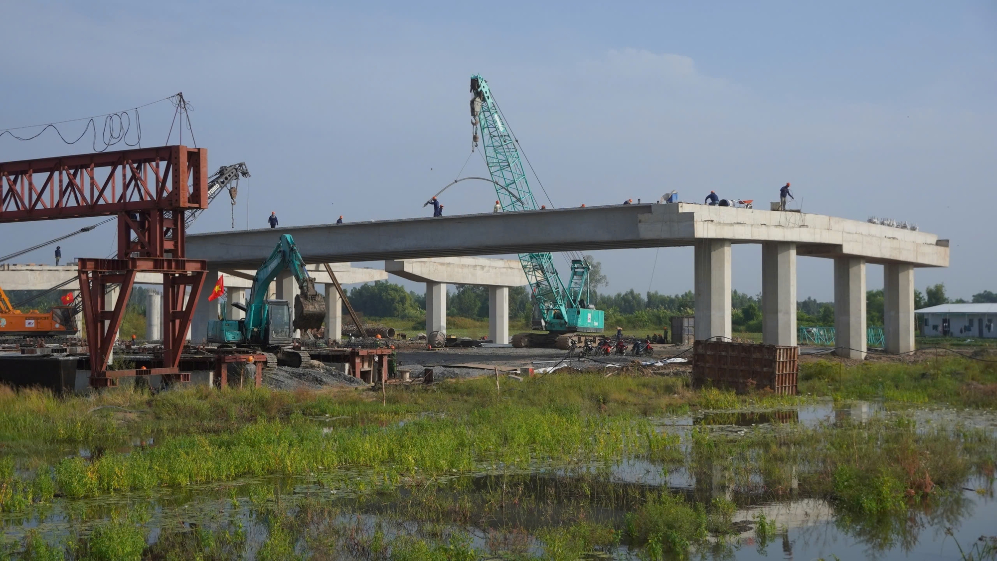 Phó thủ tướng Trần Hồng Hà: Phải ưu tiên nguồn cát cho cao tốc Cần Thơ - Cà Mau- Ảnh 4. Phó thủ tướng Trần Hồng Hà: Phải ưu tiên nguồn cát cho cao tốc Cần Thơ - Cà Mau- Ảnh 4.