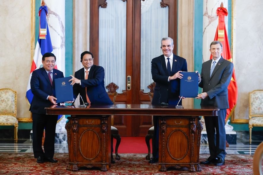 Thủ tướng Phạm Minh Chính hội đàm với Tổng thống Cộng hòa Dominica- Ảnh 7. Thủ tướng Phạm Minh Chính hội đàm với Tổng thống Cộng hòa Dominica- Ảnh 7.