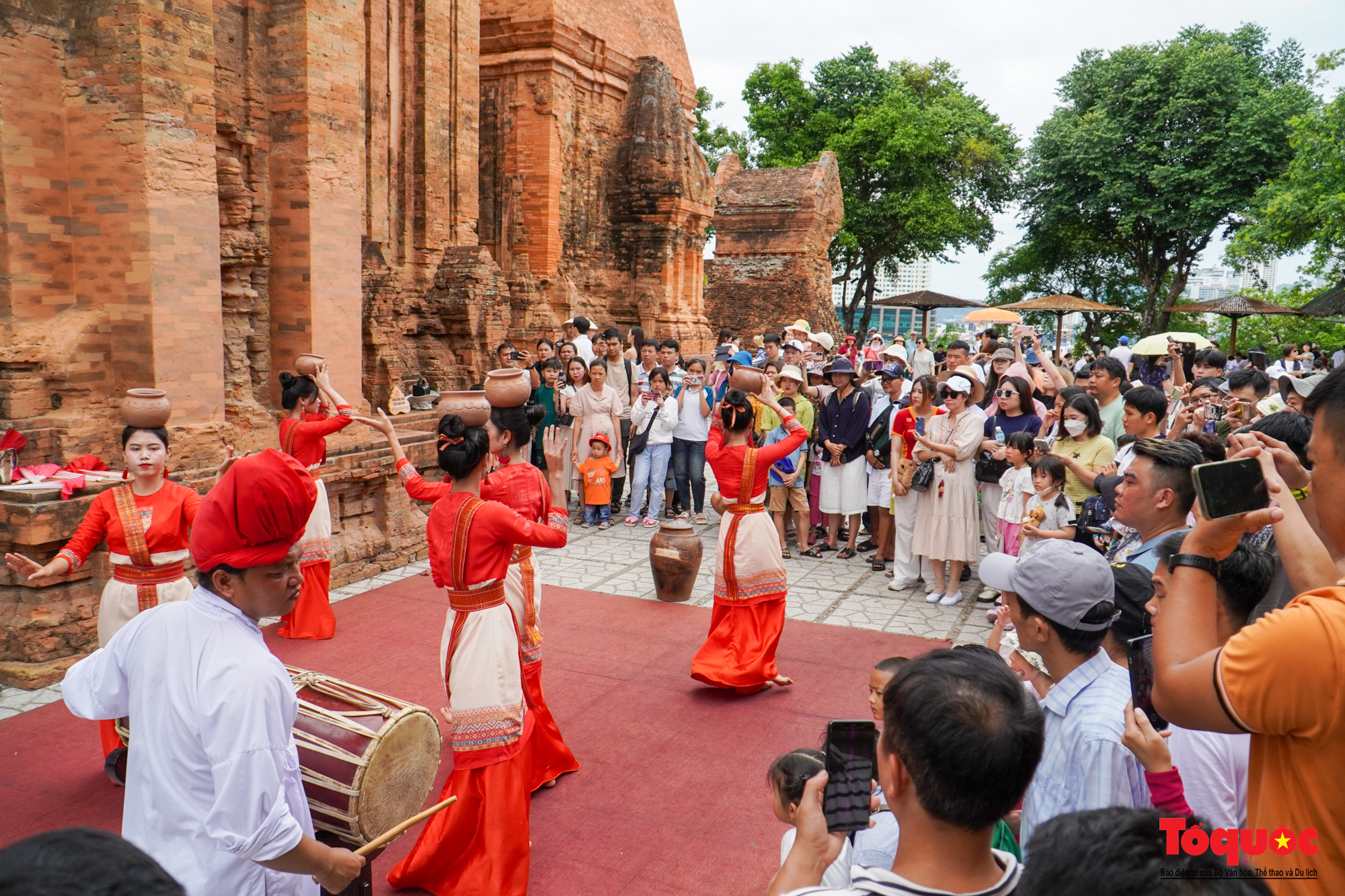 Khánh Hòa đẩy mạnh hợp tác và liên kết phát triển du lịch với Phú Yên, Ninh Thuận - Ảnh 5. Khánh Hòa đẩy mạnh hợp tác và liên kết phát triển du lịch với Phú Yên, Ninh Thuận - Ảnh 5.