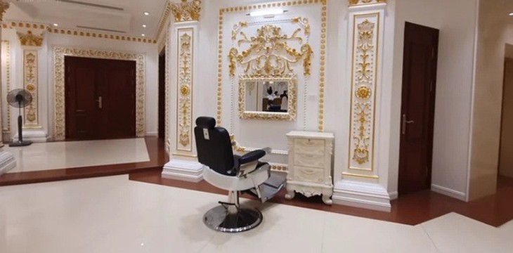 Lạc lối trong lâu đài nghìn tỷ lớn nhất Đông Nam Á - Hình 12 Lac loi trong lau dai nghin ty lon nhat Dong Nam A-Hinh-12