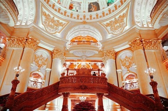 Lạc lối trong lâu đài nghìn tỷ lớn nhất Đông Nam Á - Hình 15 Lac loi trong lau dai nghin ty lon nhat Dong Nam A-Hinh-15
