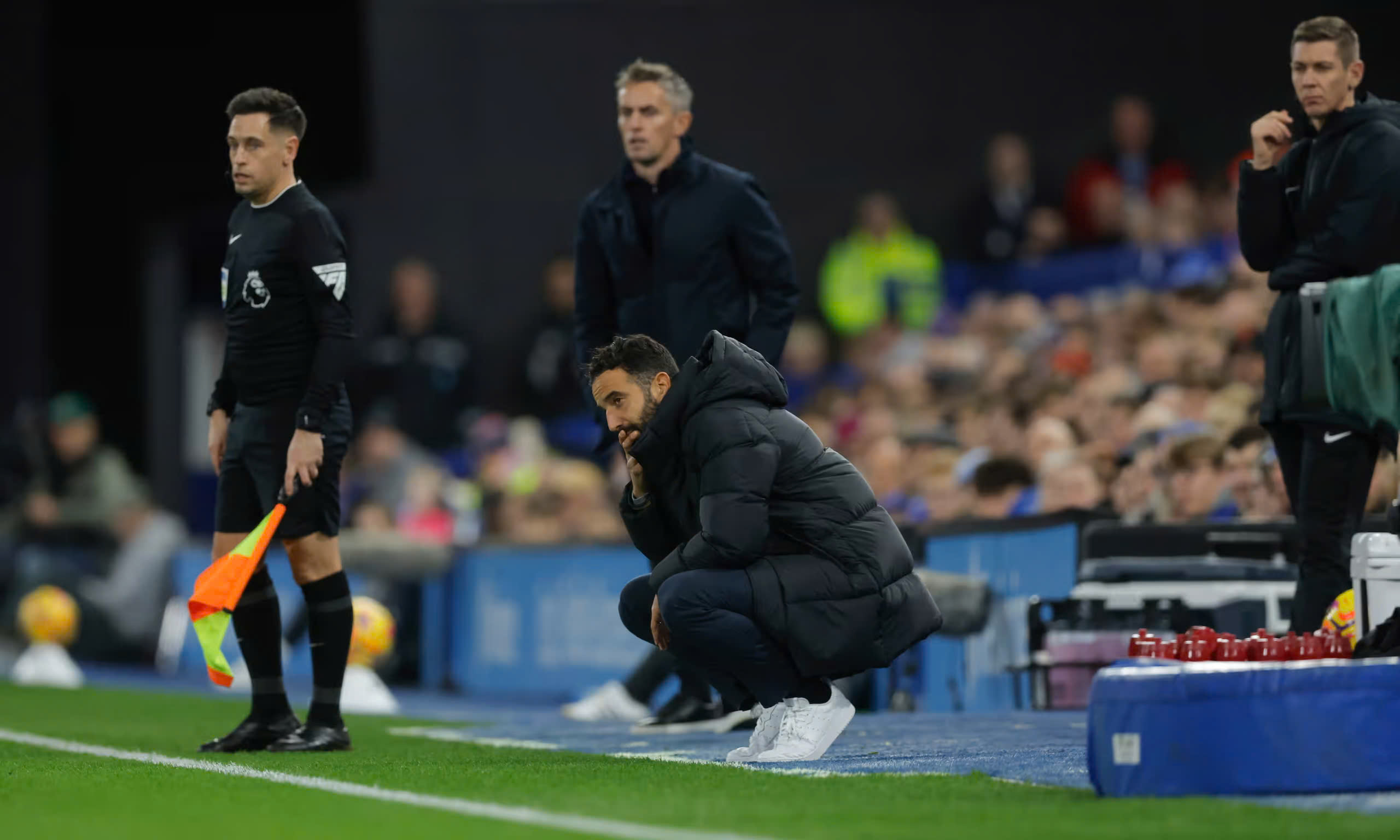 Tân HLV Amorim mang đến ‘đặc sản’ ngày ra mắt, M.U hòa vất vả Ipswich Town- Ảnh 2. Tân HLV Amorim mang đến ‘đặc sản’ ngày ra mắt, M.U hòa vất vả Ipswich Town- Ảnh 2.