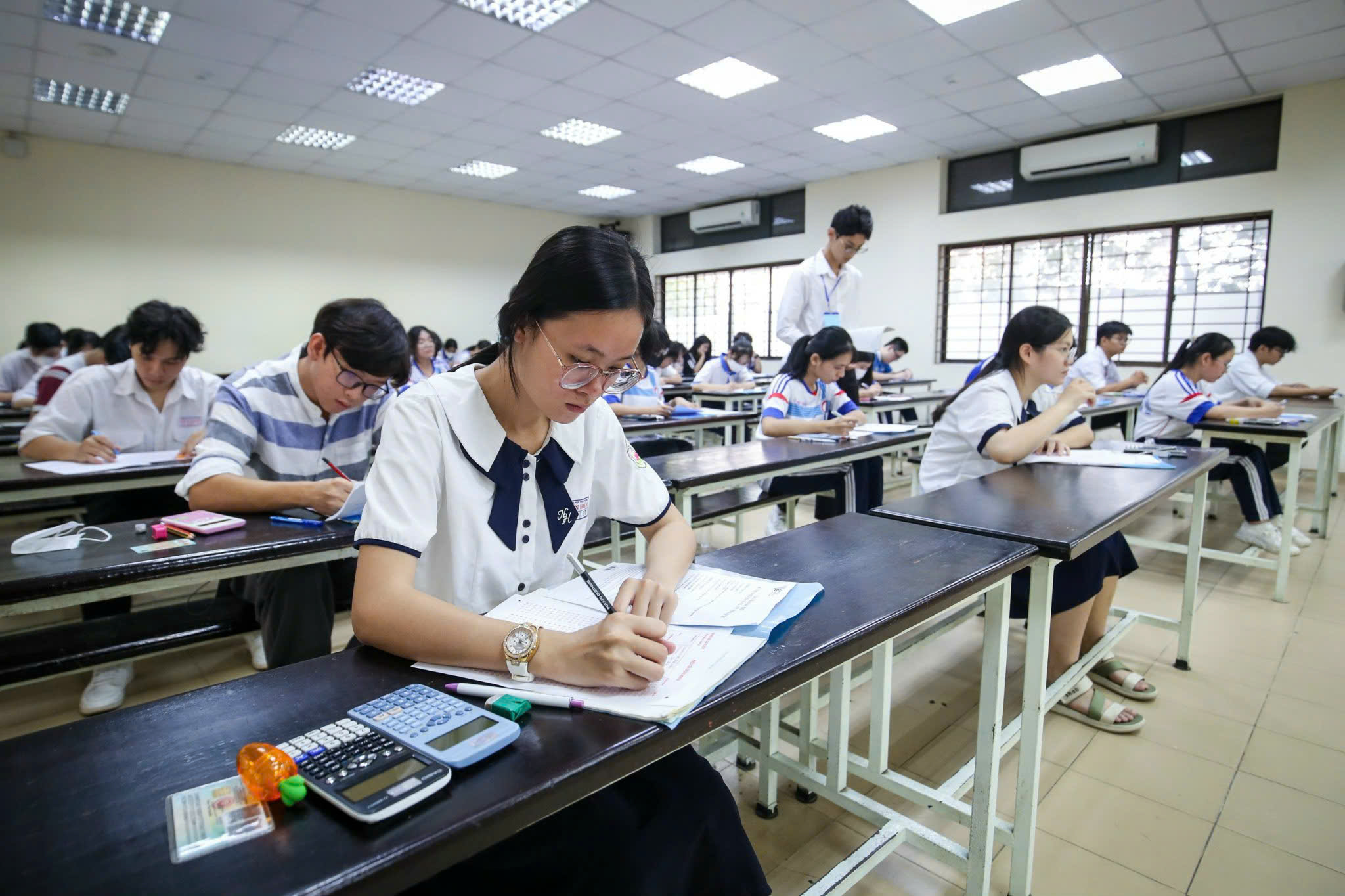 Đề đánh giá năng lực: Có lo ngại môn không học mà vẫn thi?- Ảnh 2. Đề đánh giá năng lực: Có lo ngại môn không học mà vẫn thi?- Ảnh 2.