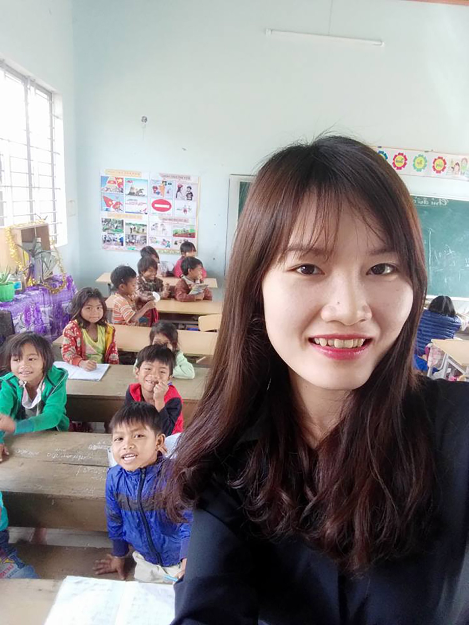 Cô giáo vùng cao: Người thắp sáng ước mơ từ những điều giản dị- Ảnh 4. Cô giáo vùng cao: Người thắp sáng ước mơ từ những điều giản dị- Ảnh 4.