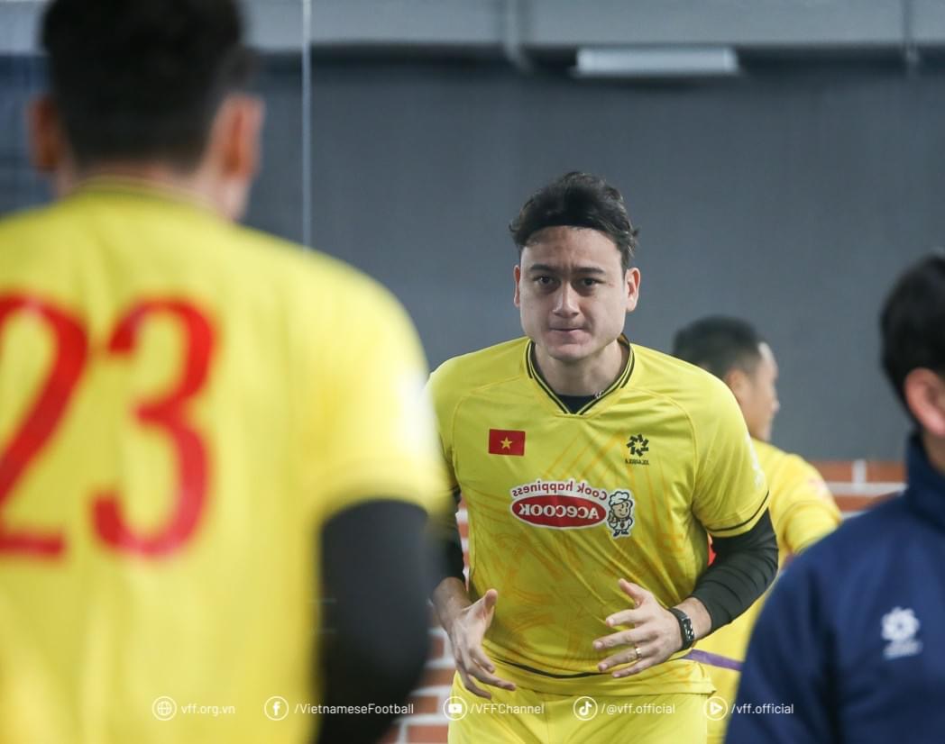 Ông Kim đã ‘ghi chép’ đến đâu tiến độ chuẩn bị của Indonesia, các đội khác thế nào?- Ảnh 3. Ông Kim đã ‘ghi chép’ đến đâu tiến độ chuẩn bị của Indonesia, các đội khác thế nào?- Ảnh 3.