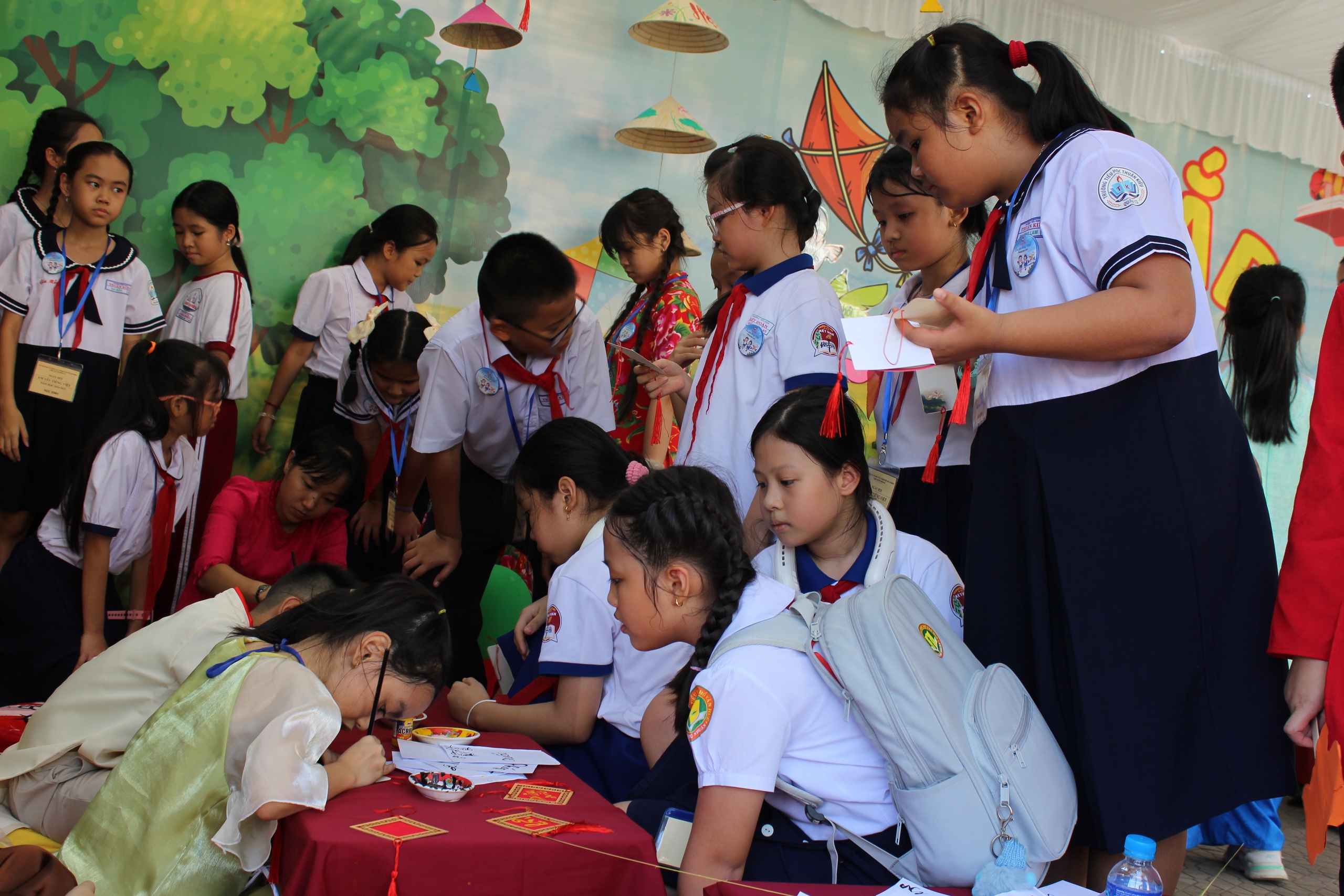 Học và giữ tiếng Việt thời toàn cầu hóa- Ảnh 3. Học và giữ tiếng Việt thời toàn cầu hóa- Ảnh 3.
