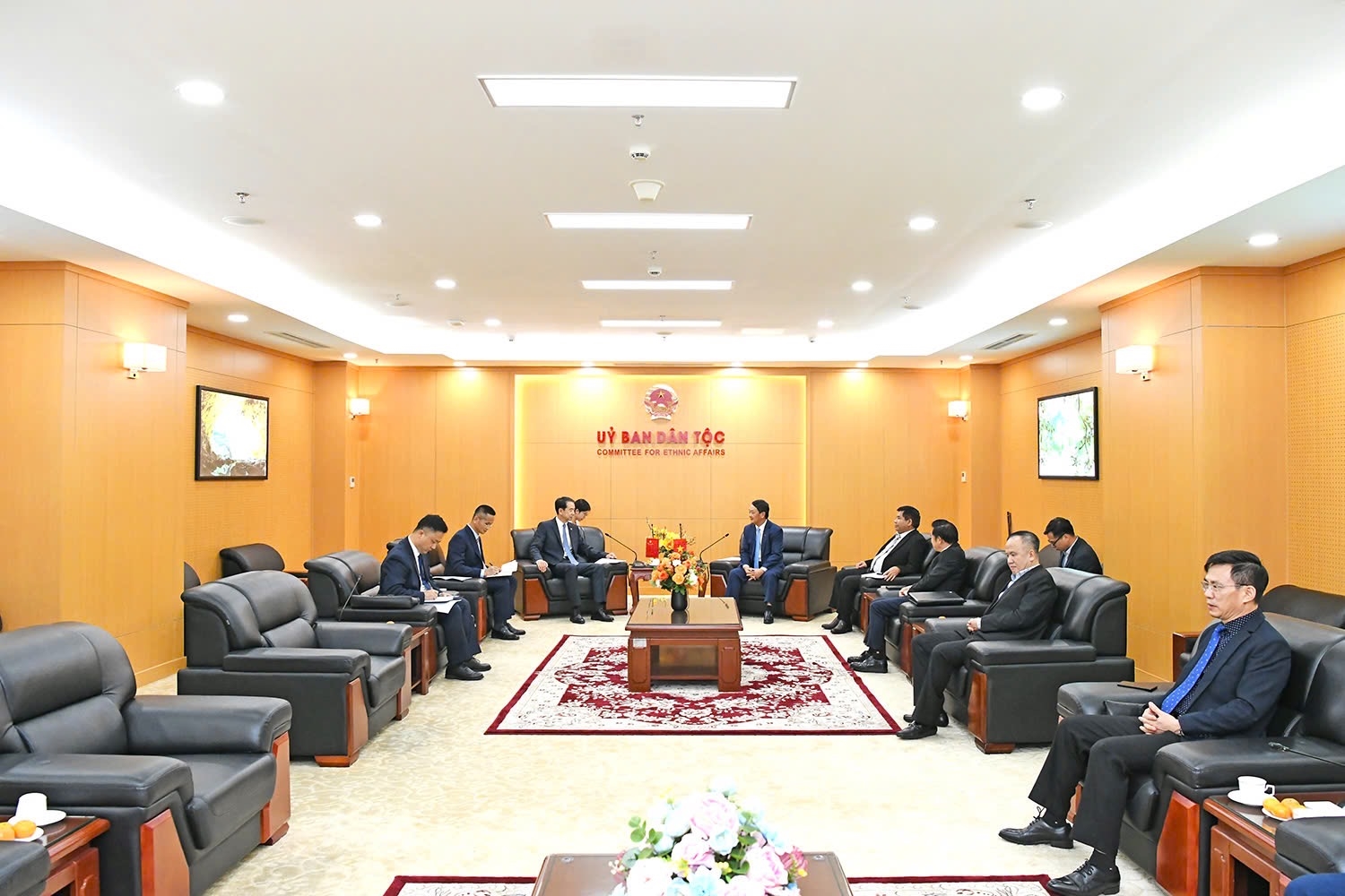 Buổi tiếp diễn ra trong không khí thân tình, trọng thị Buổi tiếp diễn ra trong không khí thân tình, trọng thị