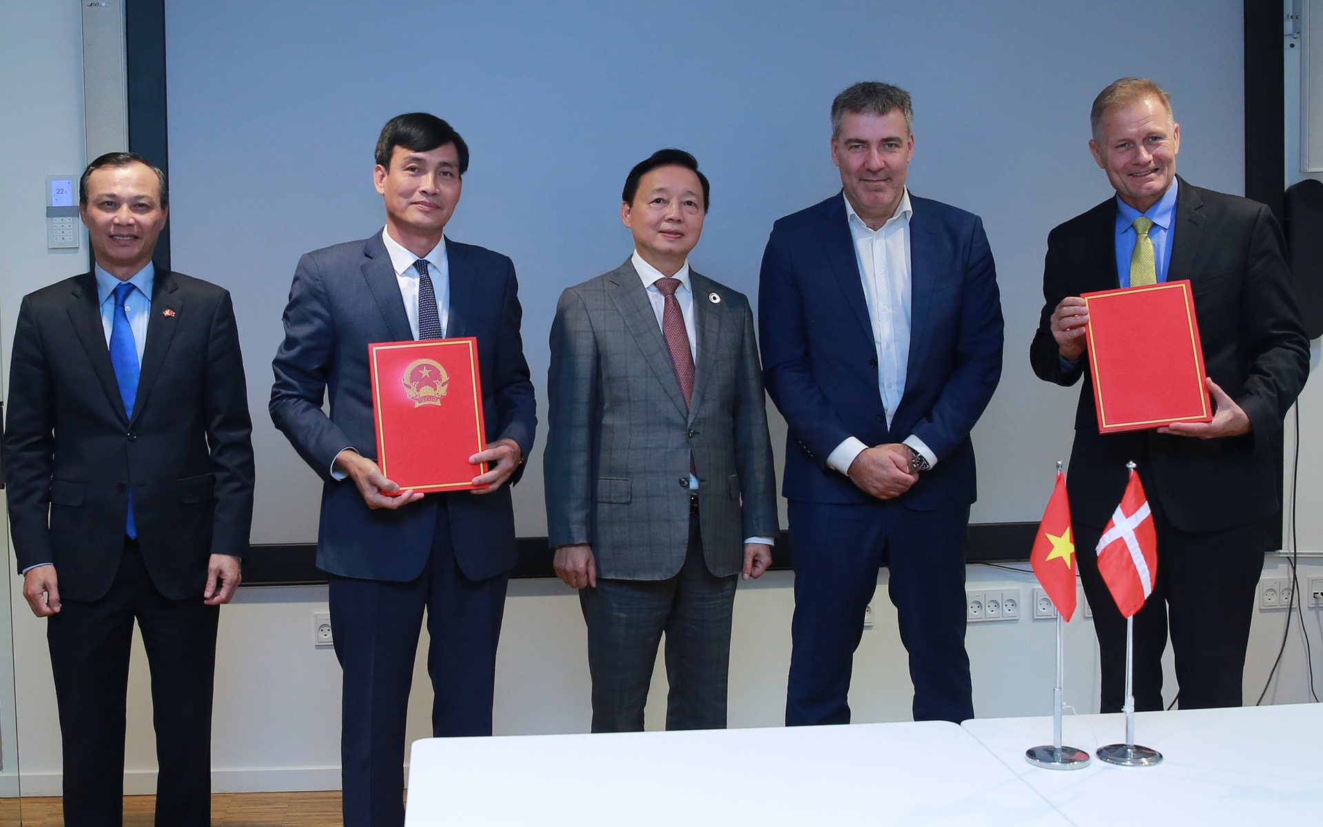 Thúc đẩy chia sẻ kinh nghiệm, công nghệ tiên tiến cho quá trình chuyển đổi xanh- Ảnh 4. Thúc đẩy chia sẻ kinh nghiệm, công nghệ tiên tiến cho quá trình chuyển đổi xanh- Ảnh 4.