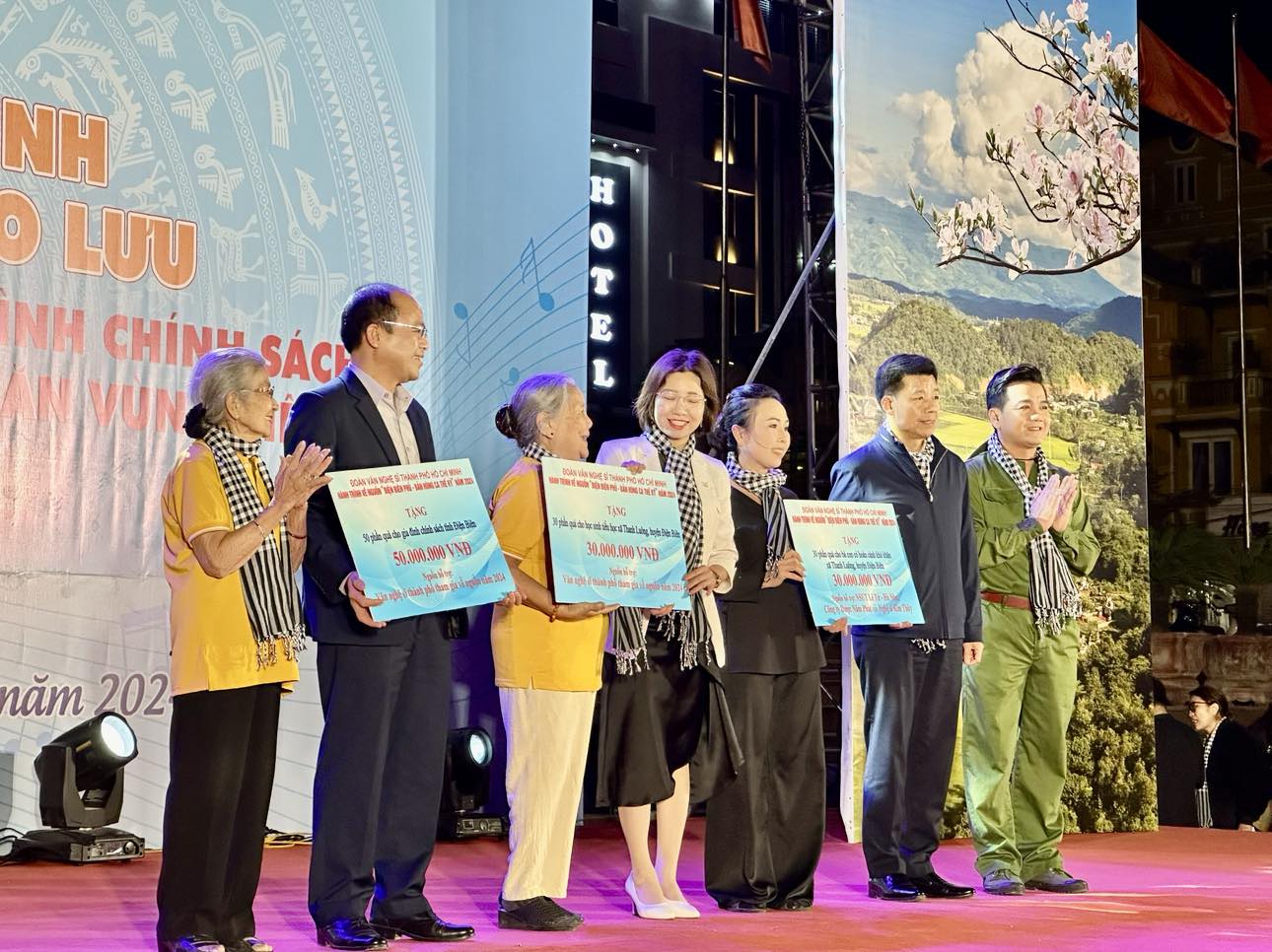 Chương trình văn nghệ tri ân Chương trình văn nghệ tri ân