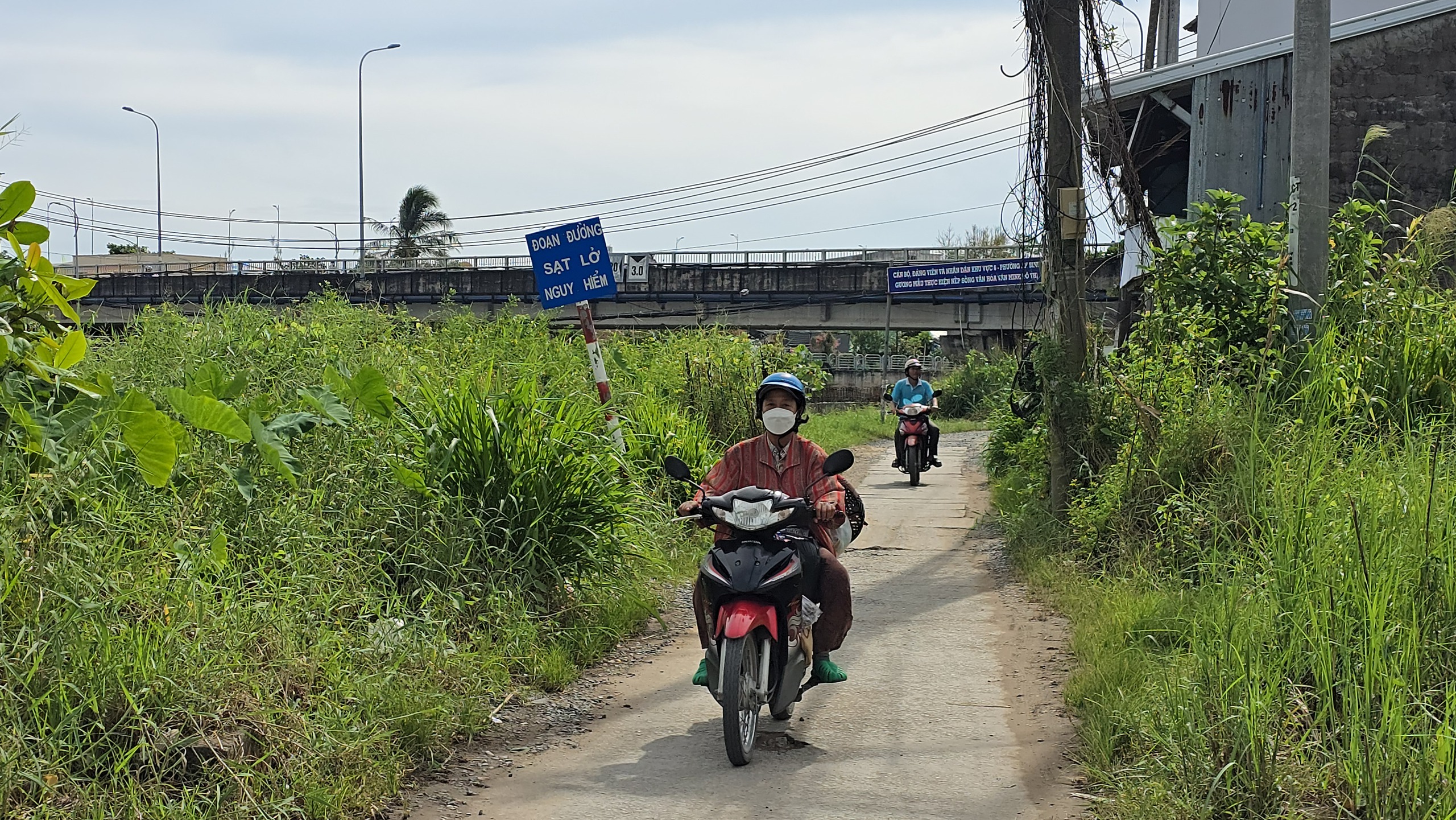 Dự án kè trăm tỷ ở Cần Thơ sẽ hoàn thành trong quý 3/2025- Ảnh 6. Dự án kè trăm tỷ ở Cần Thơ sẽ hoàn thành trong quý 3/2025- Ảnh 6.