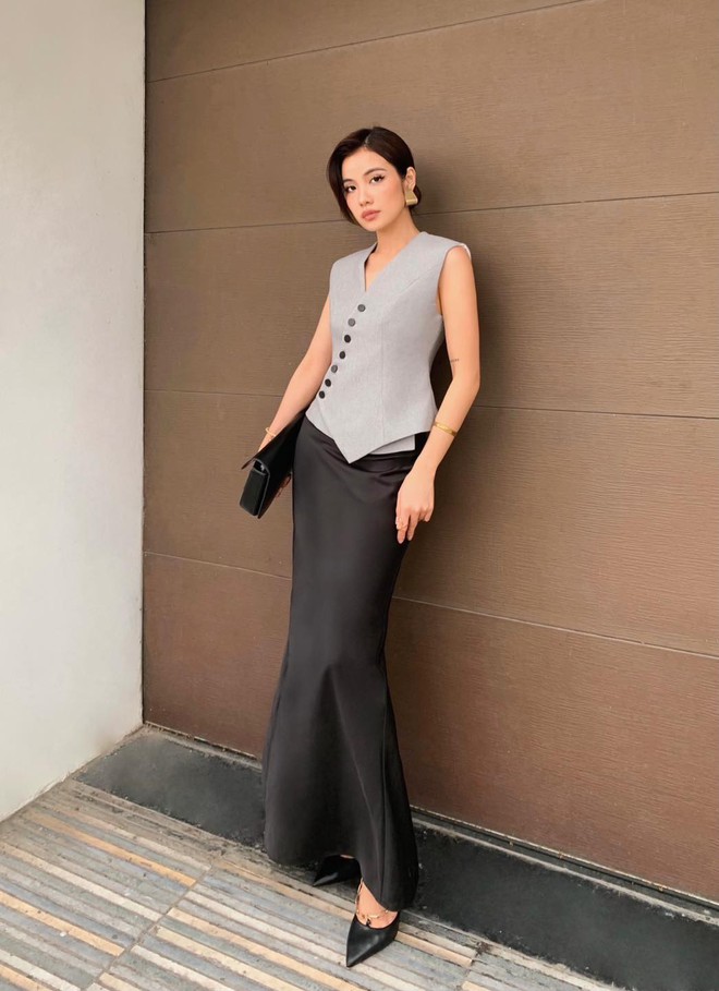 Áo vạt chéo, quấn cách điệu, phong cách tối giản cho mùa đông- Ảnh 4. Áo vạt chéo, quấn cách điệu, phong cách tối giản cho mùa đông- Ảnh 4.