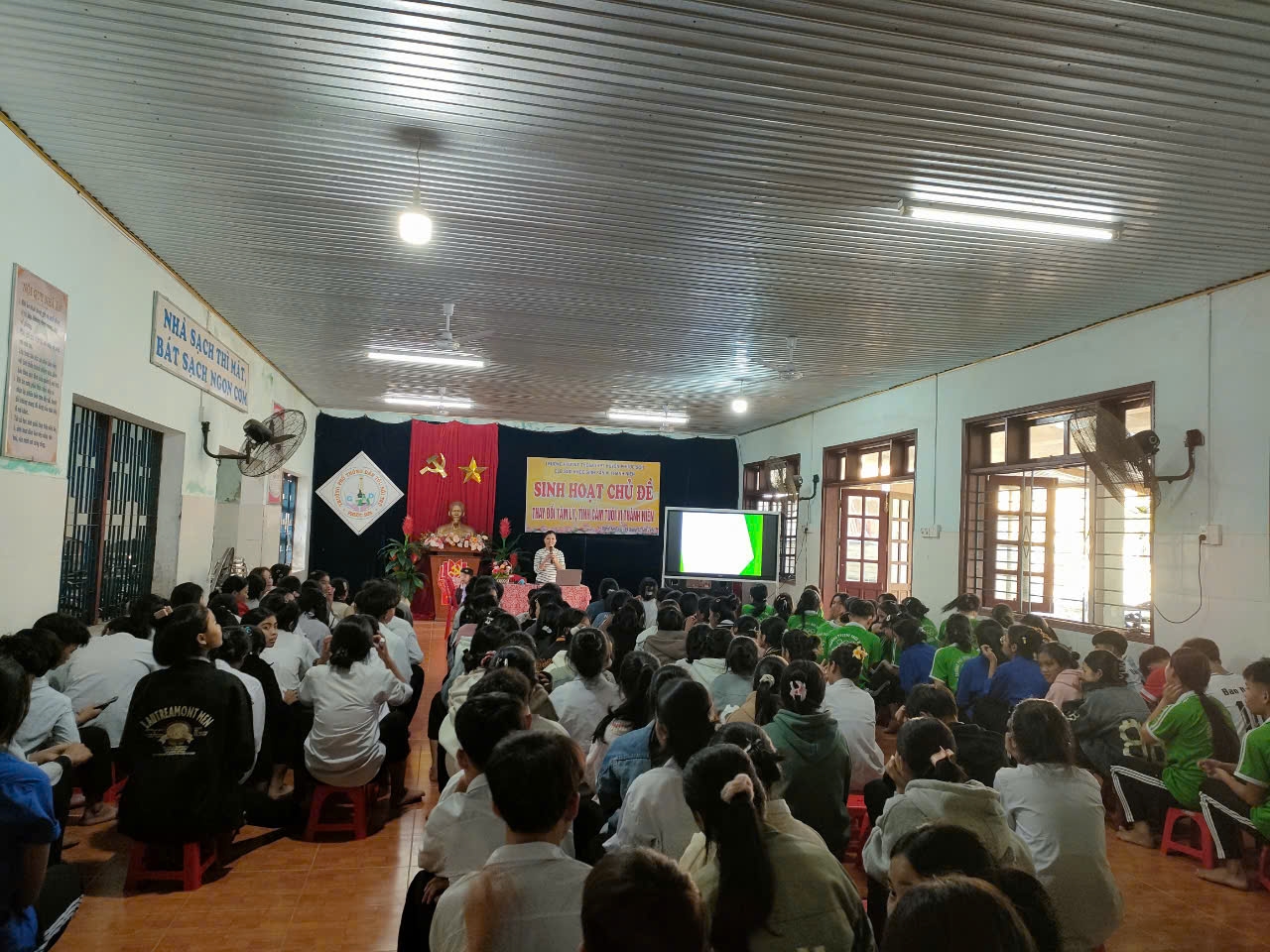 Phòng chống tảo hôn và hôn nhân cận huyết thống được các cấp ở Quảng Nam thực hiện bằng nhiều hình thức. Phòng chống tảo hôn và hôn nhân cận huyết thống được các cấp ở Quảng Nam thực hiện bằng nhiều hình thức.