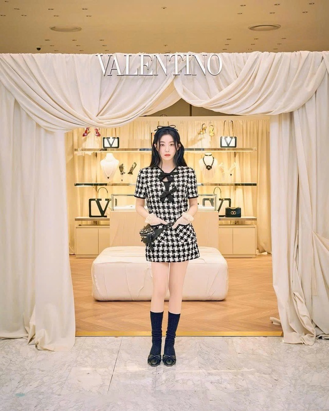 Yoona và Irene đẹp mãn nhãn với áo vải tweed, chuẩn visual tài phiệt- Ảnh 6. Yoona và Irene đẹp mãn nhãn với áo vải tweed, chuẩn visual tài phiệt- Ảnh 6.
