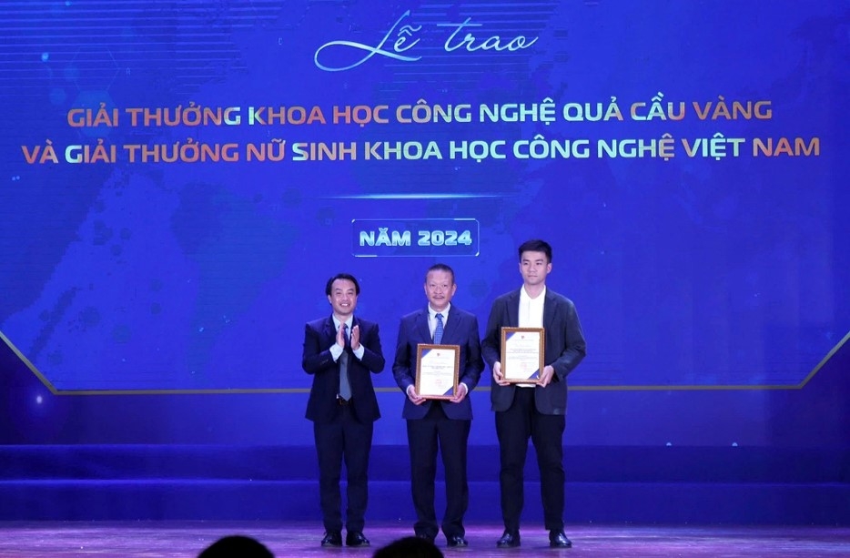 tân hiệp phát 13 năm cùng giải thưởng quả cầu vàng tiếp lửa đam mê hình ảnh 5 tan hiep phat 13 nam cung giai thuong qua cau vang tiep lua dam me hinh anh 5