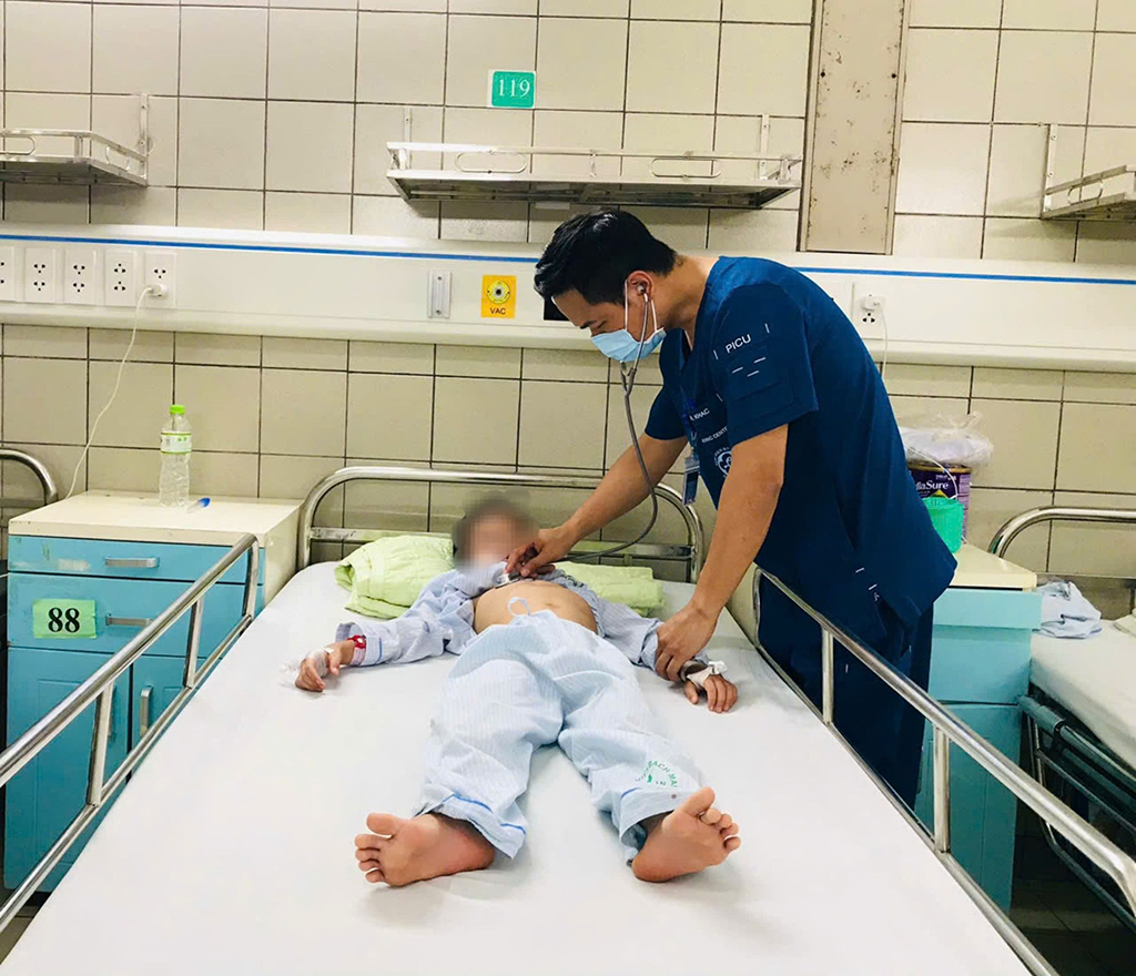 Bị phản vệ do tự dùng nhiều loại thuốc- Ảnh 1. Bị phản vệ do tự dùng nhiều loại thuốc- Ảnh 1.