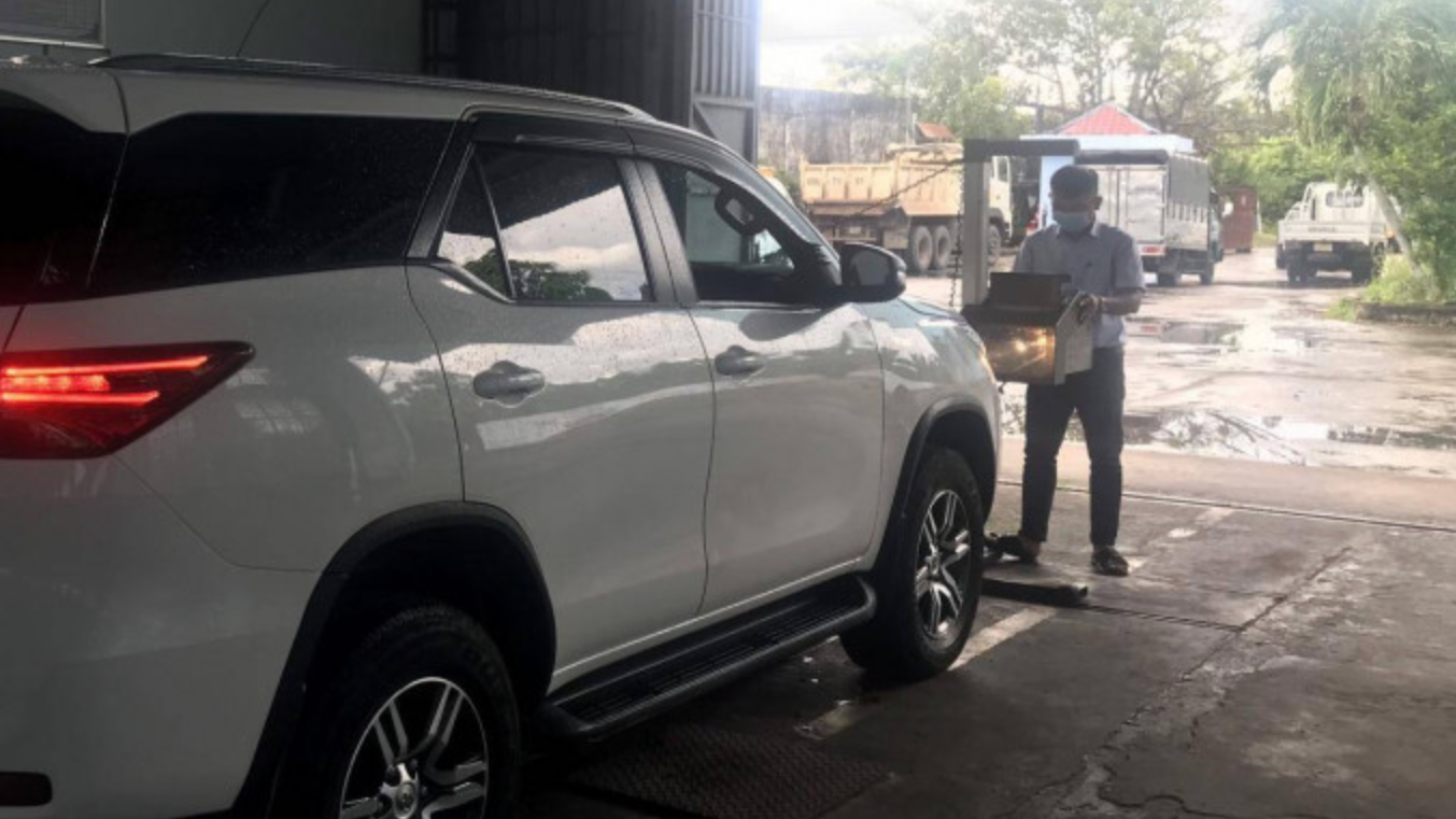 Chi cục Đăng kiểm số 17 tạm ngưng dây chuyền kiểm định xe tải- Ảnh 1. Chi cục Đăng kiểm số 17 tạm ngưng dây chuyền kiểm định xe tải- Ảnh 1.