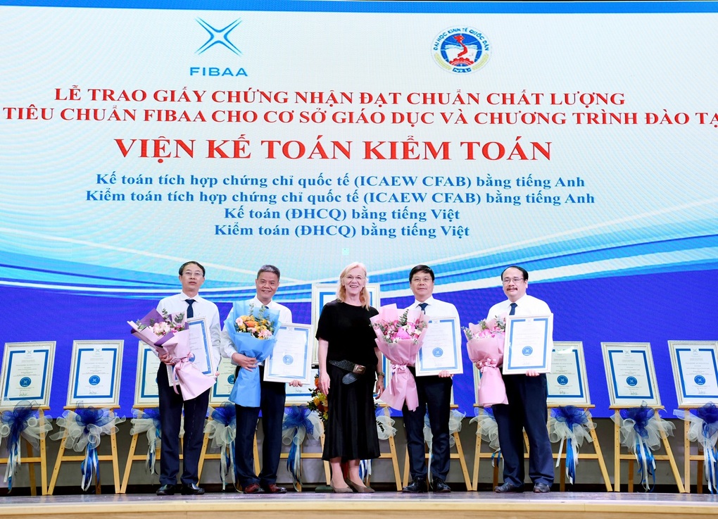 Chương trình kế toán, kiểm toán tích hợp ICAEW CFAB của NEU đạt chuẩn FIBAA - 1 Chương trình kế toán, kiểm toán tích hợp ICAEW CFAB của NEU đạt chuẩn FIBAA - 1