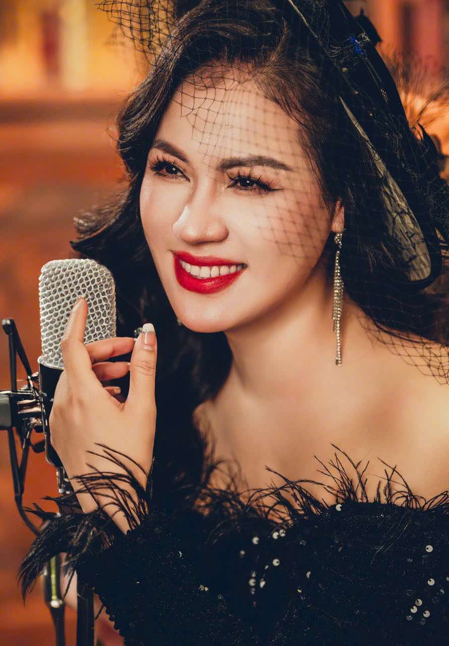 Con trai nhạc sĩ Nguyễn Ánh 9 làm đạo diễn đêm nhạc Giai nhân 2- Ảnh 1. Con trai nhạc sĩ Nguyễn Ánh 9 làm đạo diễn đêm nhạc Giai nhân 2- Ảnh 1.