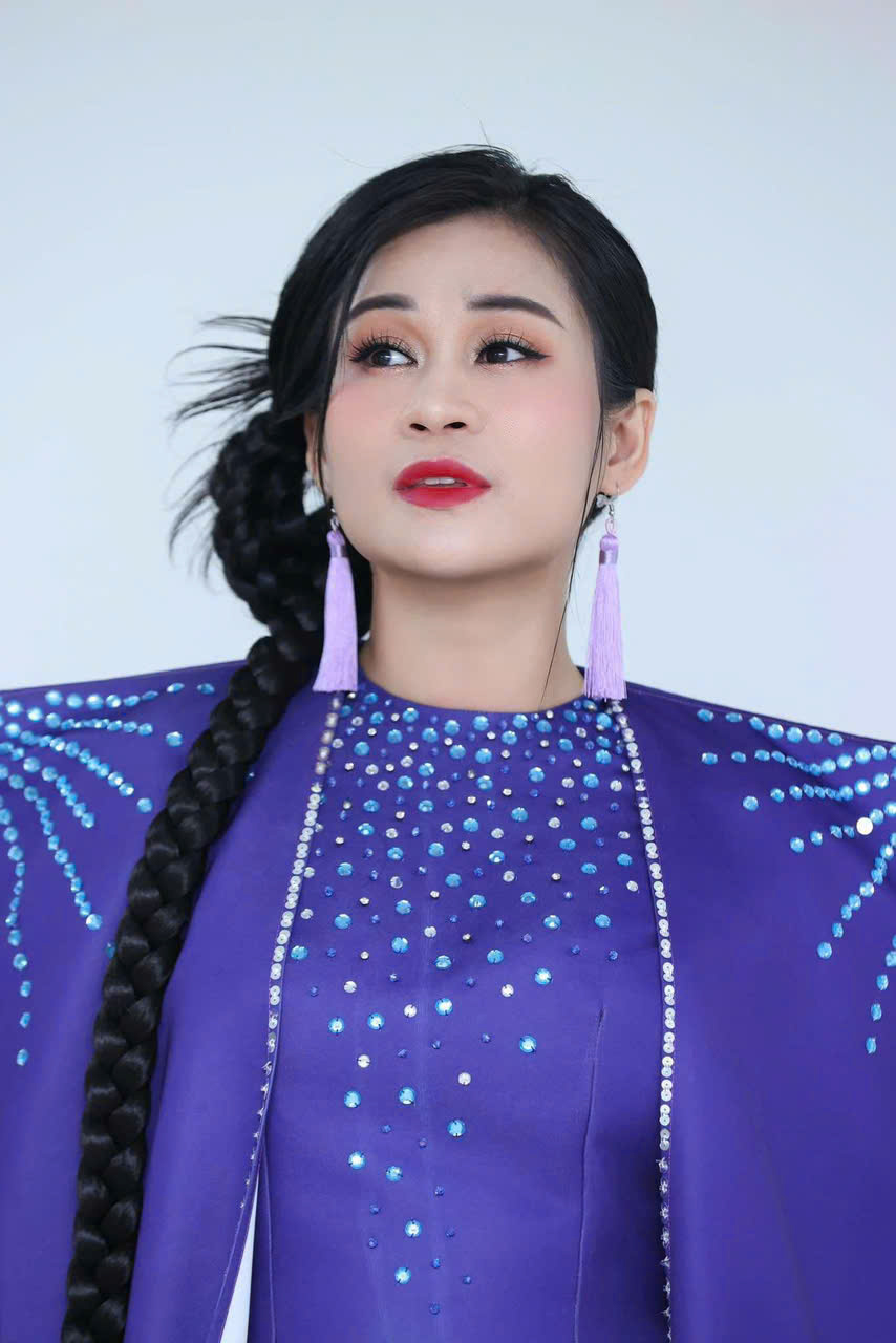 Đào Tố Loan làm mới mình với nhạc Trần Lệ Giang- Ảnh 2. Đào Tố Loan làm mới mình với nhạc Trần Lệ Giang- Ảnh 2.