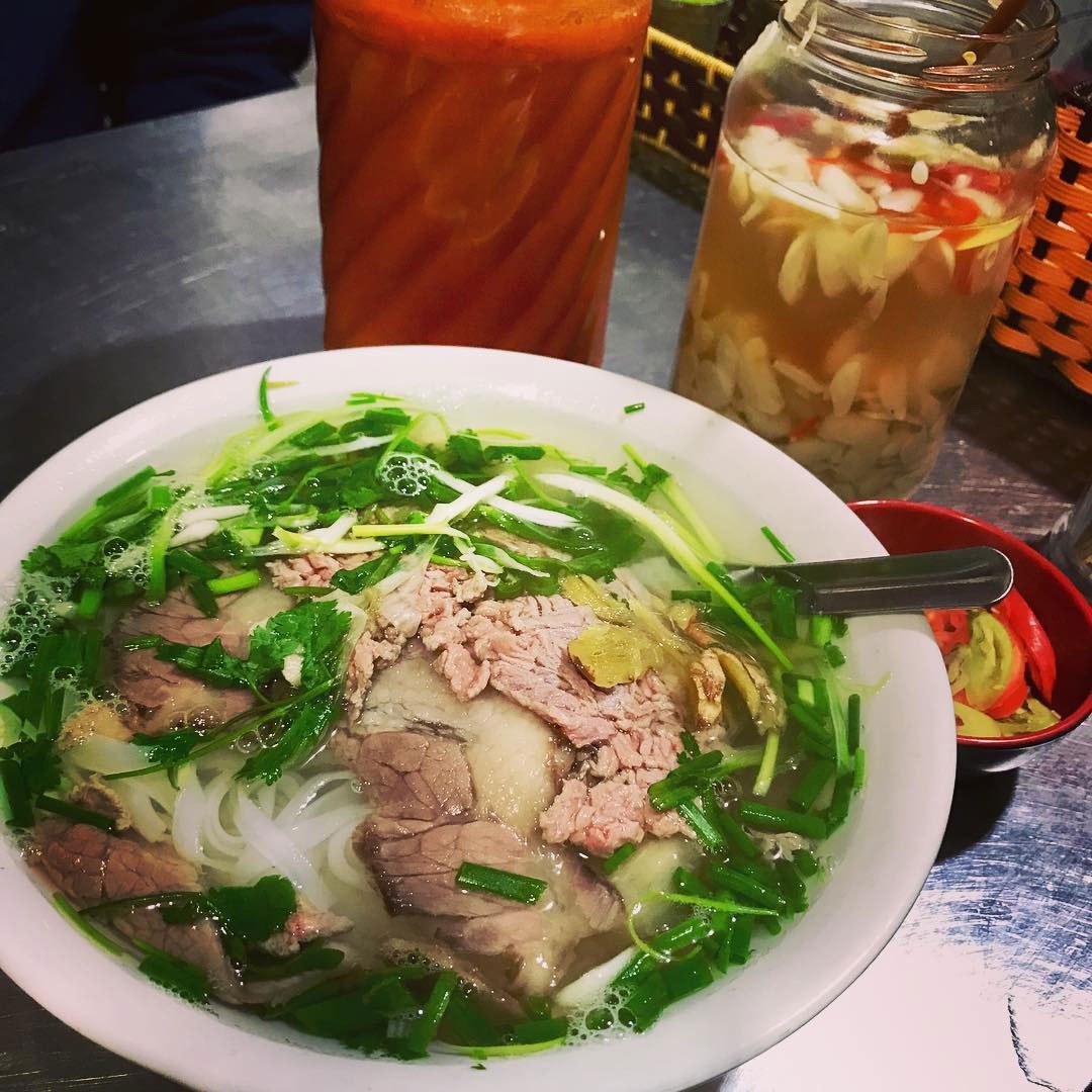 Đi đâu, về đâu cũng ghé phở Thìn! - Ảnh 1. Đi đâu, về đâu cũng ghé phở Thìn! - Ảnh 1.