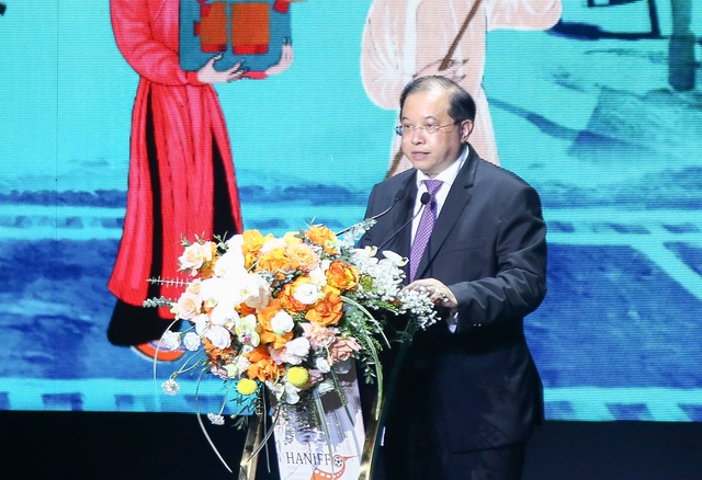 Khai mạc Liên hoan Phim Quốc tế Hà Nội VII: Điện ảnh sáng tạo, cất cánh - Ảnh 1. Khai mạc Liên hoan Phim Quốc tế Hà Nội VII: Điện ảnh sáng tạo, cất cánh - Ảnh 1.