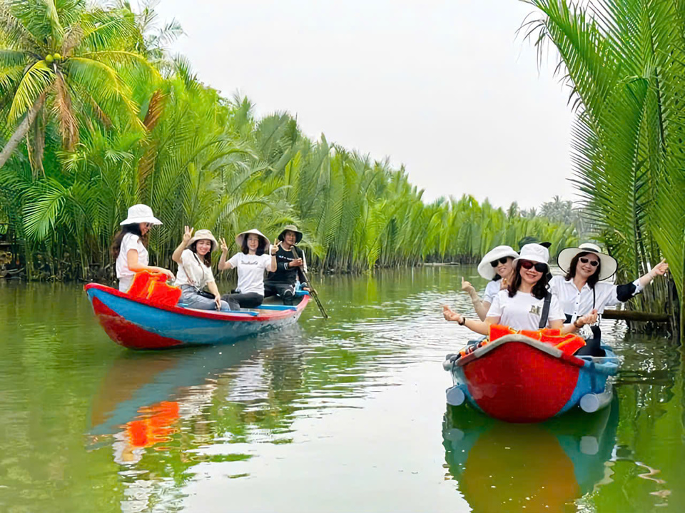 Phát triển du lịch là một trong những nhiệm vụ trọng tâm của giai đoạn 2020 - 2025.