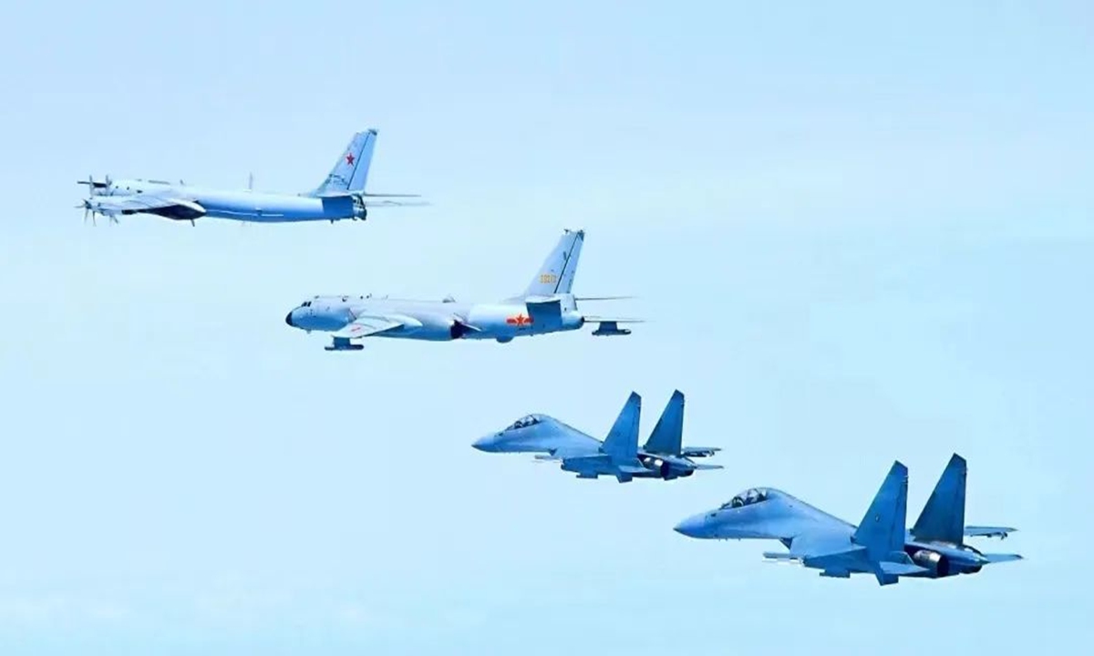 Hàn Quốc tố máy bay quân sự Nga - Trung tiến vào Vùng nhận dạng phòng không- Ảnh 1. Hàn Quốc tố máy bay quân sự Nga - Trung tiến vào Vùng nhận dạng phòng không- Ảnh 1.