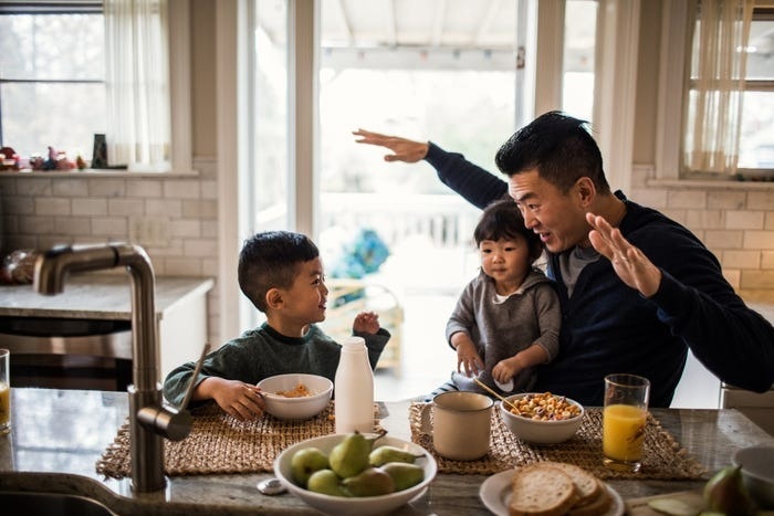 Nếu muốn con tự tin, mạnh mẽ, đừng để con mắc vào 7 cái bẫy thường gặp - 1 Nếu muốn con tự tin, mạnh mẽ, đừng để con mắc vào 7 cái bẫy thường gặp - 1