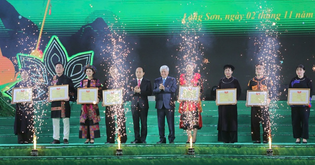 Những thành tựu về văn hóa tạo tiền đề, nền tảng vững chắc để các tỉnh vùng Đông Bắc cùng cả nước nỗ lực hơn nữa trong kỷ nguyên mới - Ảnh 1. Những thành tựu về văn hóa tạo tiền đề, nền tảng vững chắc để các tỉnh vùng Đông Bắc cùng cả nước nỗ lực hơn nữa trong kỷ nguyên mới - Ảnh 1.