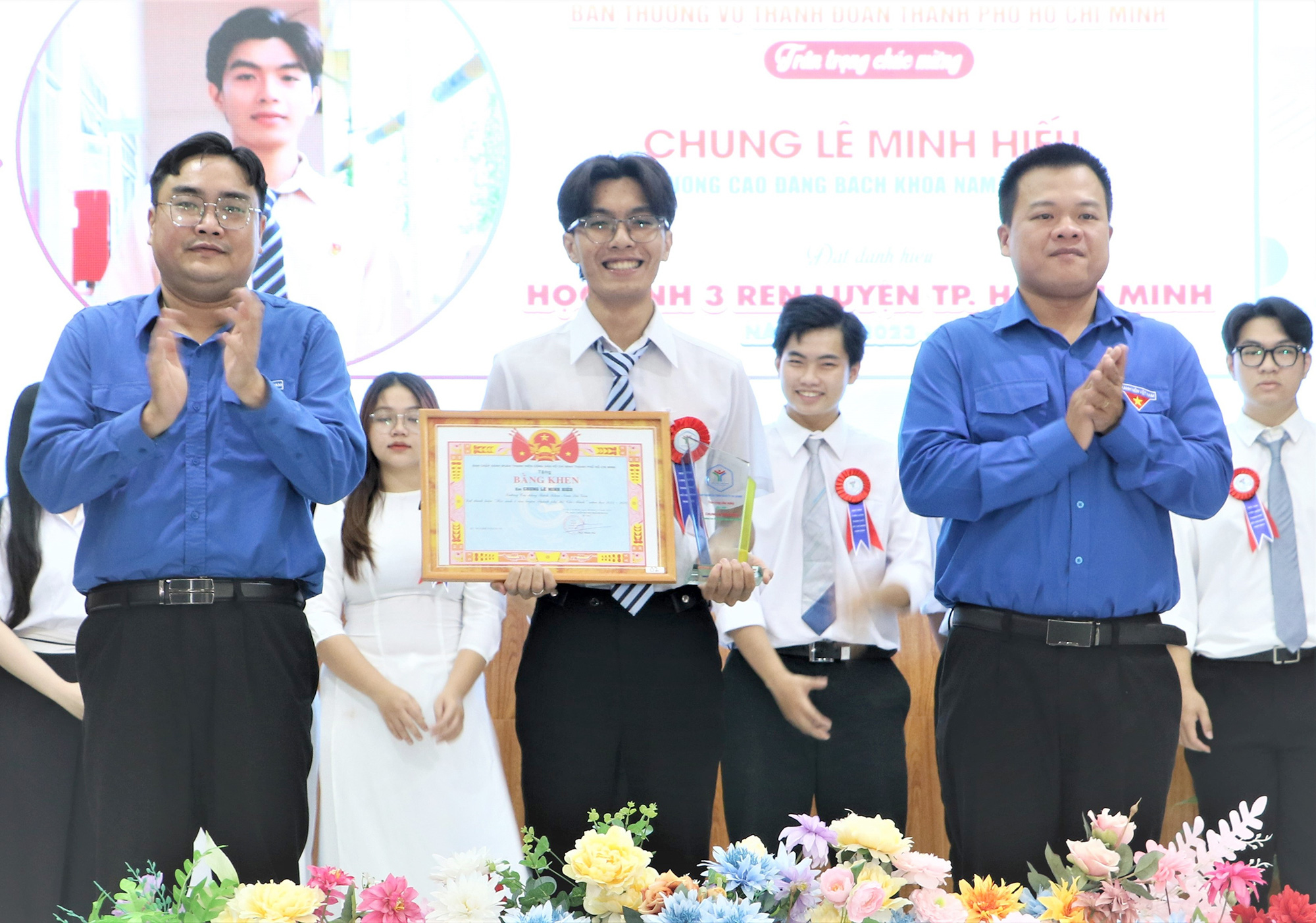 Nỗ lực rèn luyện khẳng định mình - Ảnh 1. Nỗ lực rèn luyện khẳng định mình - Ảnh 1.