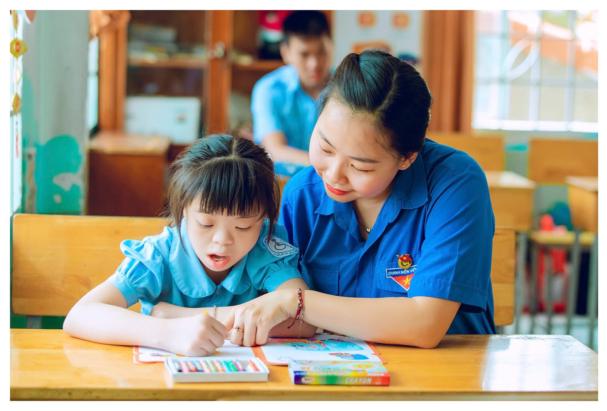 Nữ giáo viên 10 năm tận tụy vì trẻ khuyết tật trí tuệ- Ảnh 1. Nữ giáo viên 10 năm tận tụy vì trẻ khuyết tật trí tuệ- Ảnh 1.