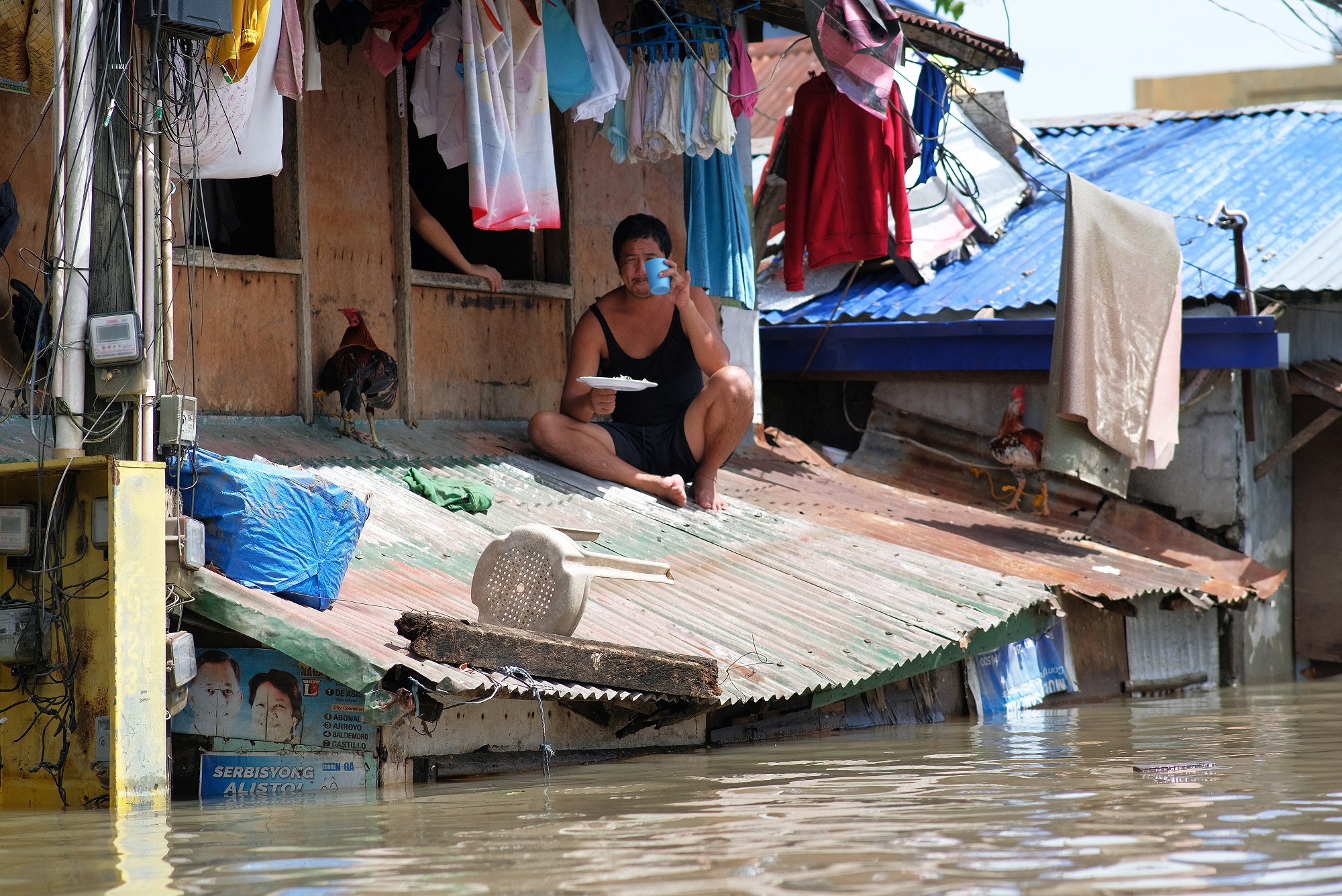 Philippines đối phó bão Yinxing- Ảnh 1. Philippines đối phó bão Yinxing- Ảnh 1.