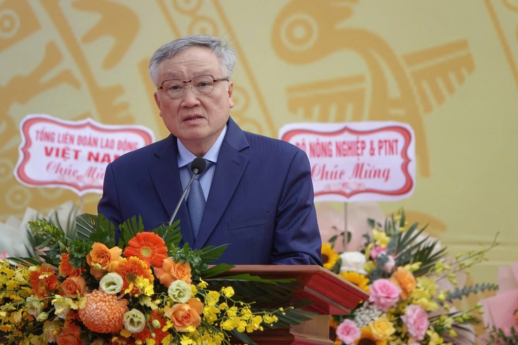 Phó Thủ tướng: Sinh viên ra trường phải có khả năng làm việc thực tiễn - 1 Phó Thủ tướng: Sinh viên ra trường phải có khả năng làm việc thực tiễn - 1