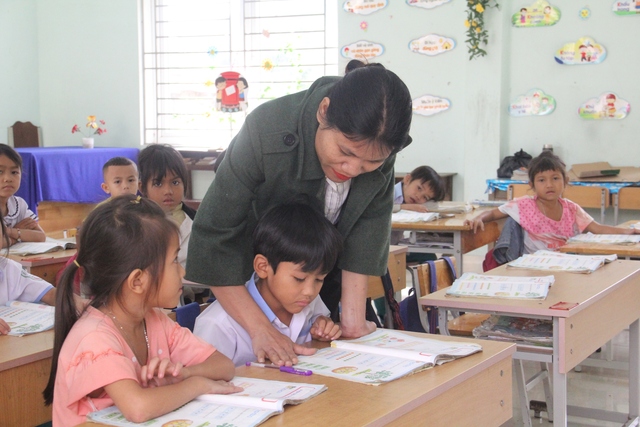 Quảng Nam sẽ hỗ trợ 100 triệu đồng/người cho giáo viên lên vùng cao công tác- Ảnh 1. Quảng Nam sẽ hỗ trợ 100 triệu đồng/người cho giáo viên lên vùng cao công tác- Ảnh 1.