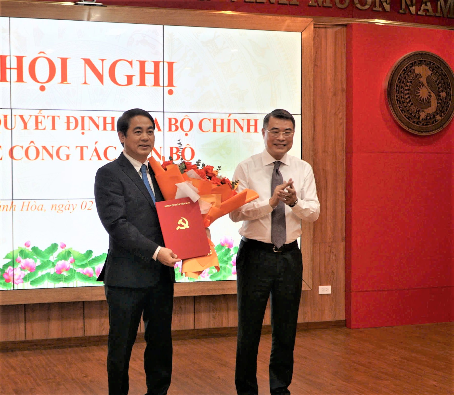 Tân Bí thư Tỉnh ủy Khánh Hòa là ai?- Ảnh 1. Tân Bí thư Tỉnh ủy Khánh Hòa là ai?- Ảnh 1.