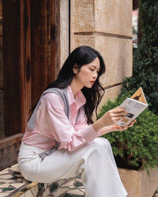Thêm ngọt ngào với trang phục tông hồng- Ảnh 1. Thêm ngọt ngào với trang phục tông hồng- Ảnh 1.