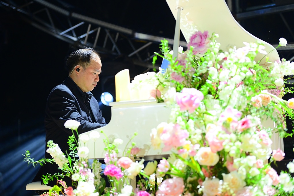 Thùy Chi - Lê Hiếu song ca ngọt ngào, về nhà cùng nhạc sĩ Việt Anh - 1 Thùy Chi - Lê Hiếu song ca ngọt ngào, về nhà cùng nhạc sĩ Việt Anh - 1
