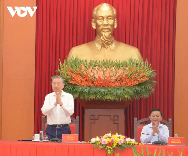 Tổng Bí thư Tô Lâm chủ trì buổi làm việc.