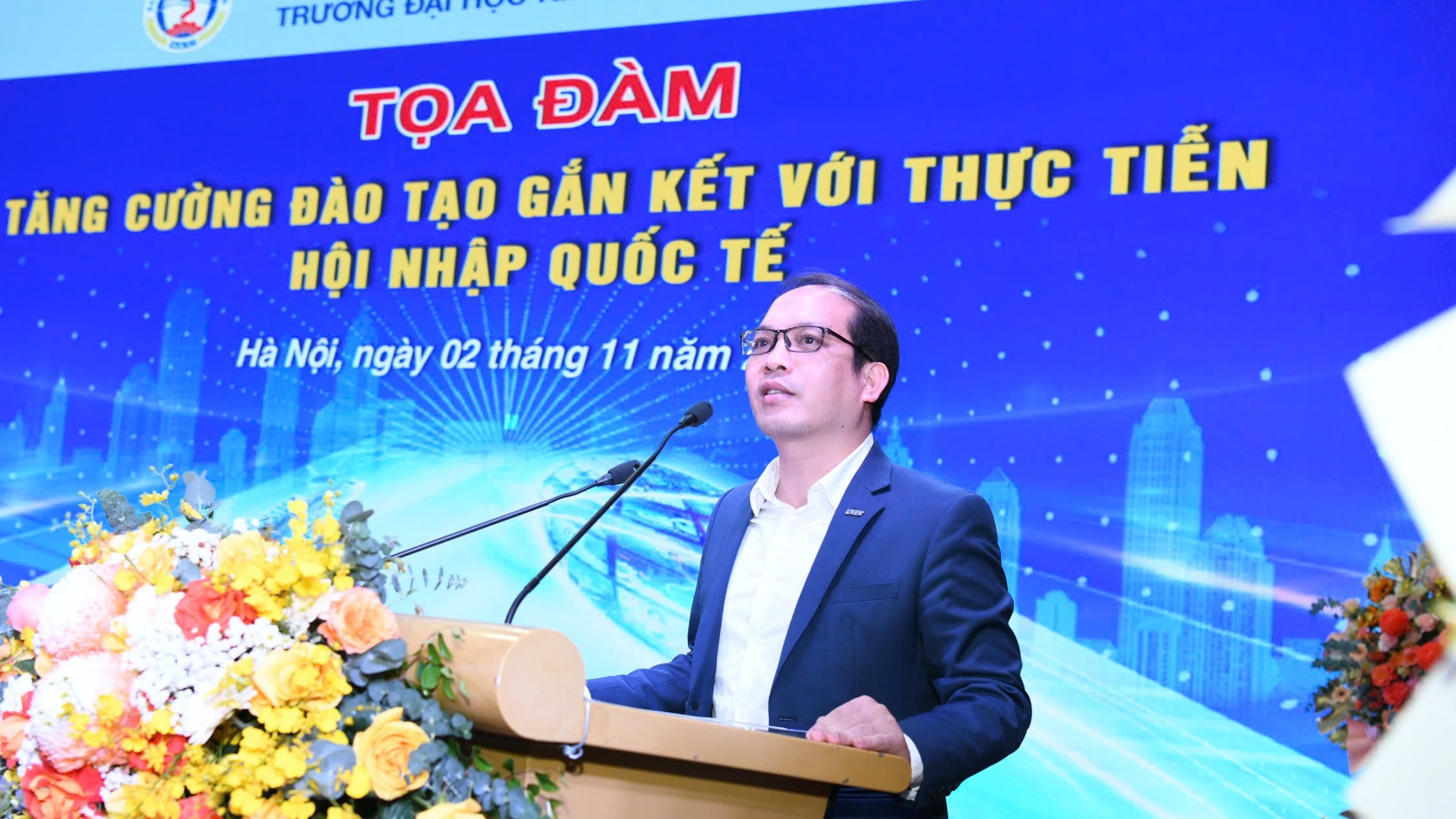 Trường ĐH Kinh tế quốc dân bổ sung nhiều nội dung đào tạo mới- Ảnh 1. Trường ĐH Kinh tế quốc dân bổ sung nhiều nội dung đào tạo mới- Ảnh 1.