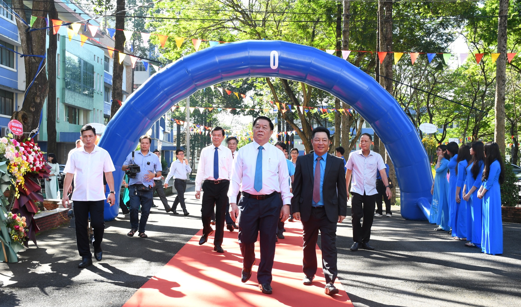 Trưởng Ban Tuyên giáo Trung ương: Trường Lilama 2 tập trung đào tạo nhân lực cho sân bay Long Thành- Ảnh 1. Trưởng Ban Tuyên giáo Trung ương: Trường Lilama 2 tập trung đào tạo nhân lực cho sân bay Long Thành- Ảnh 1.