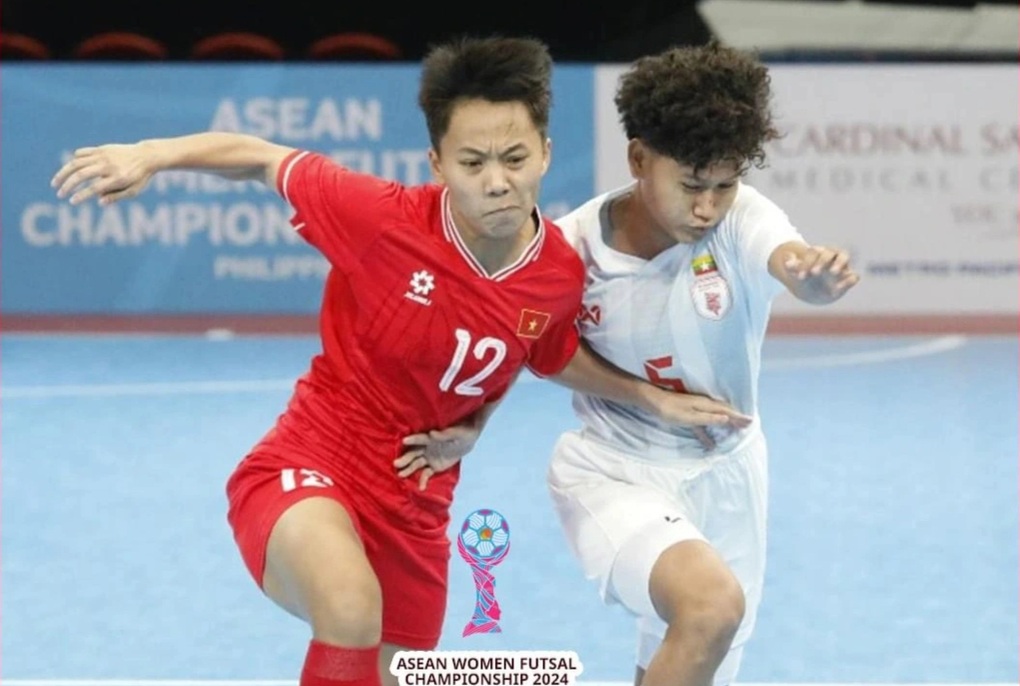 Tuyển futsal nữ Việt Nam thắng tưng bừng ở giải Đông Nam Á - 1 Tuyển futsal nữ Việt Nam thắng tưng bừng ở giải Đông Nam Á - 1