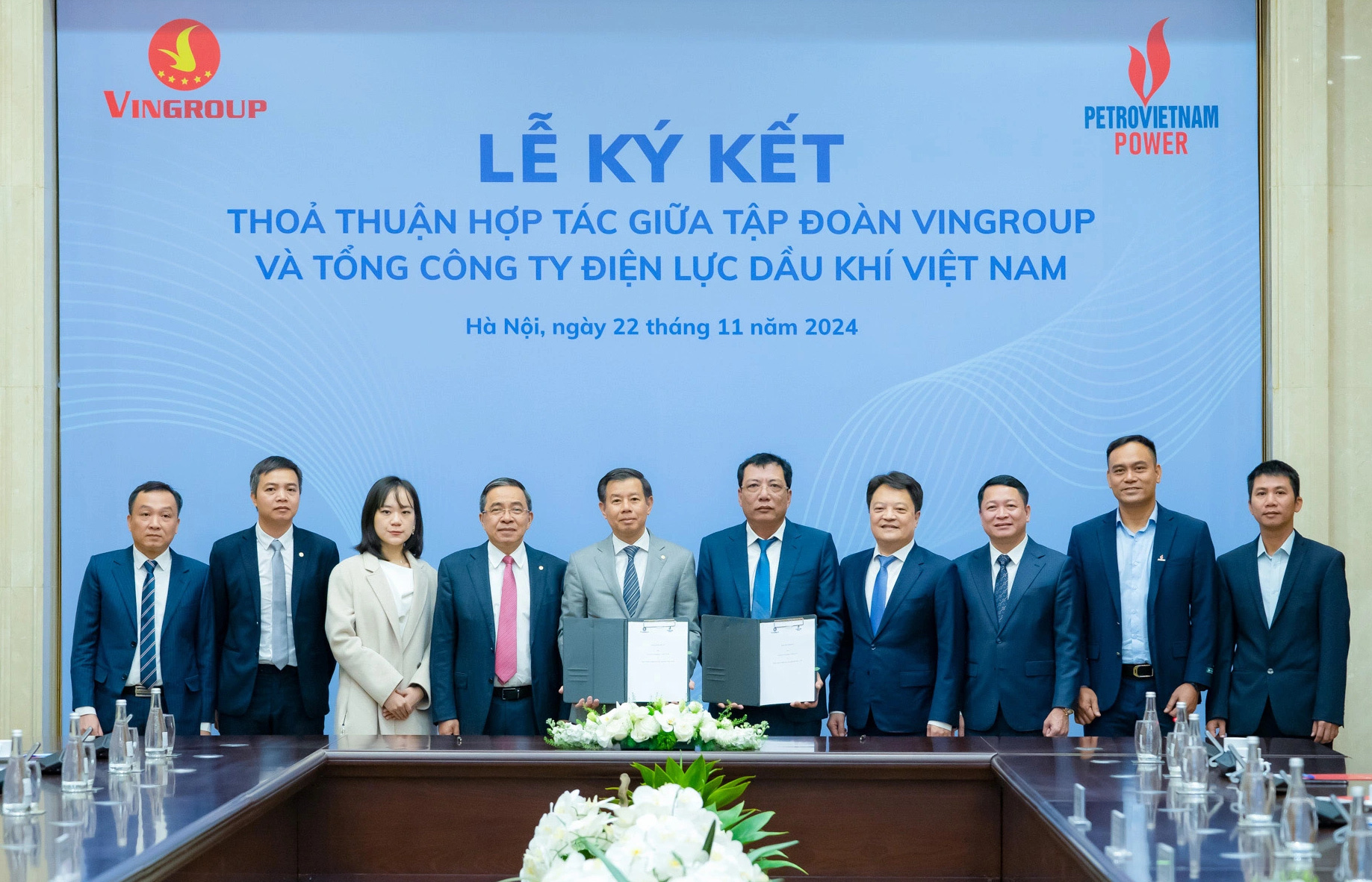 Vingroup bắt tay với PV Power phát triển hạ tầng năng lượng xanh - Ảnh 1. Vingroup bắt tay với PV Power phát triển hạ tầng năng lượng xanh - Ảnh 1.