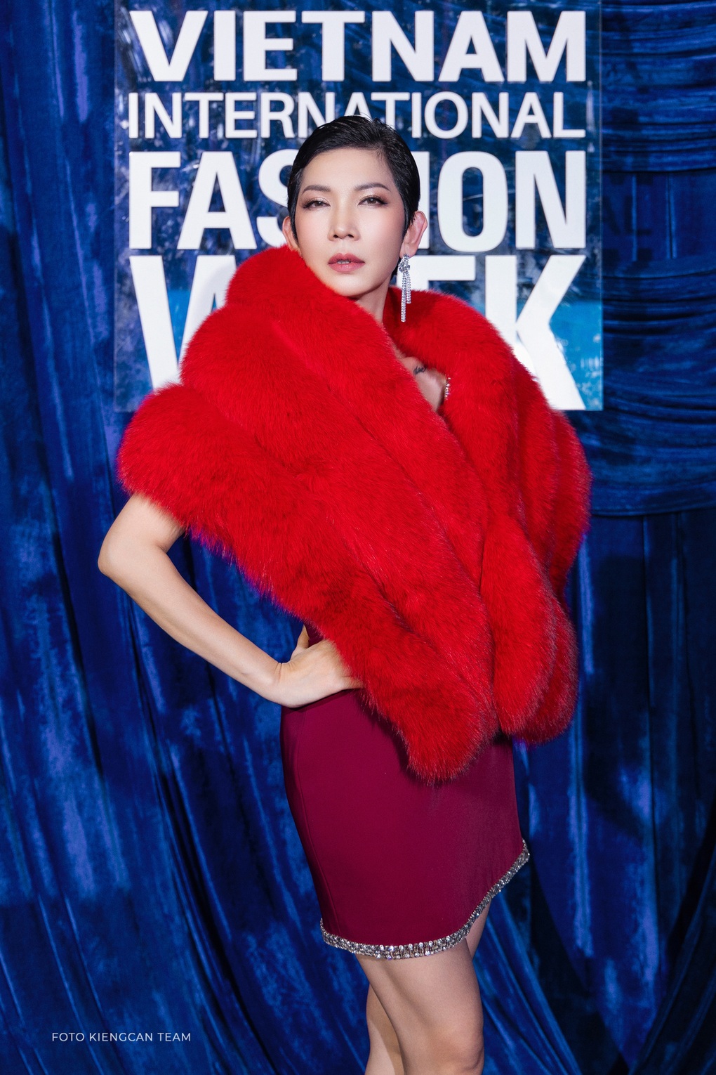 Xuân Lan nói lý do chọn phong cách khác lạ, xuất hiện trở lại thảm đỏ - 1 Xuân Lan nói lý do chọn phong cách khác lạ, xuất hiện trở lại thảm đỏ - 1