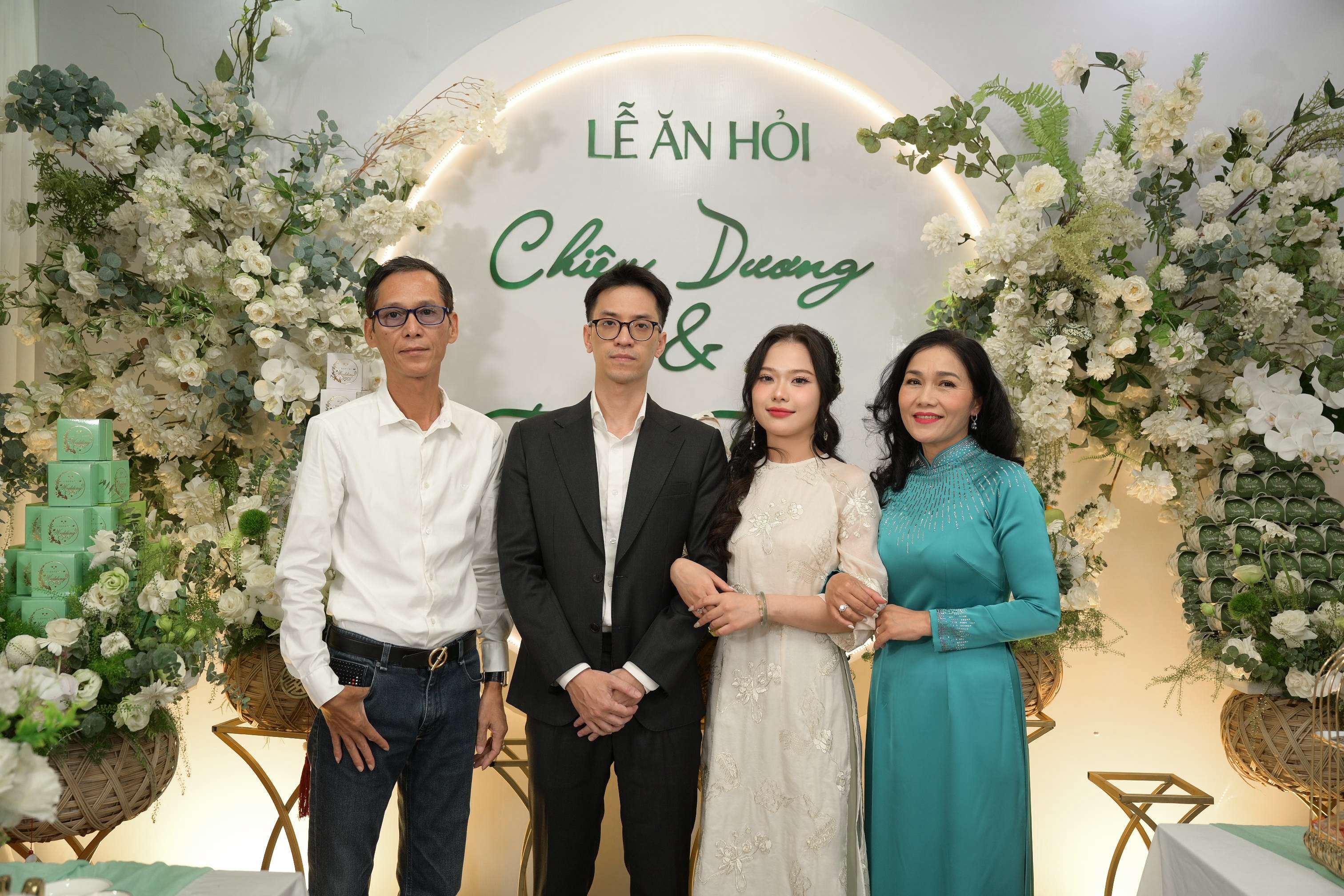 Cô gái Hà Nội chọn chồng giống hệt bố từ chuyện tình khó tin - 1 Cô gái Hà Nội chọn chồng giống hệt bố từ chuyện tình khó tin - 1